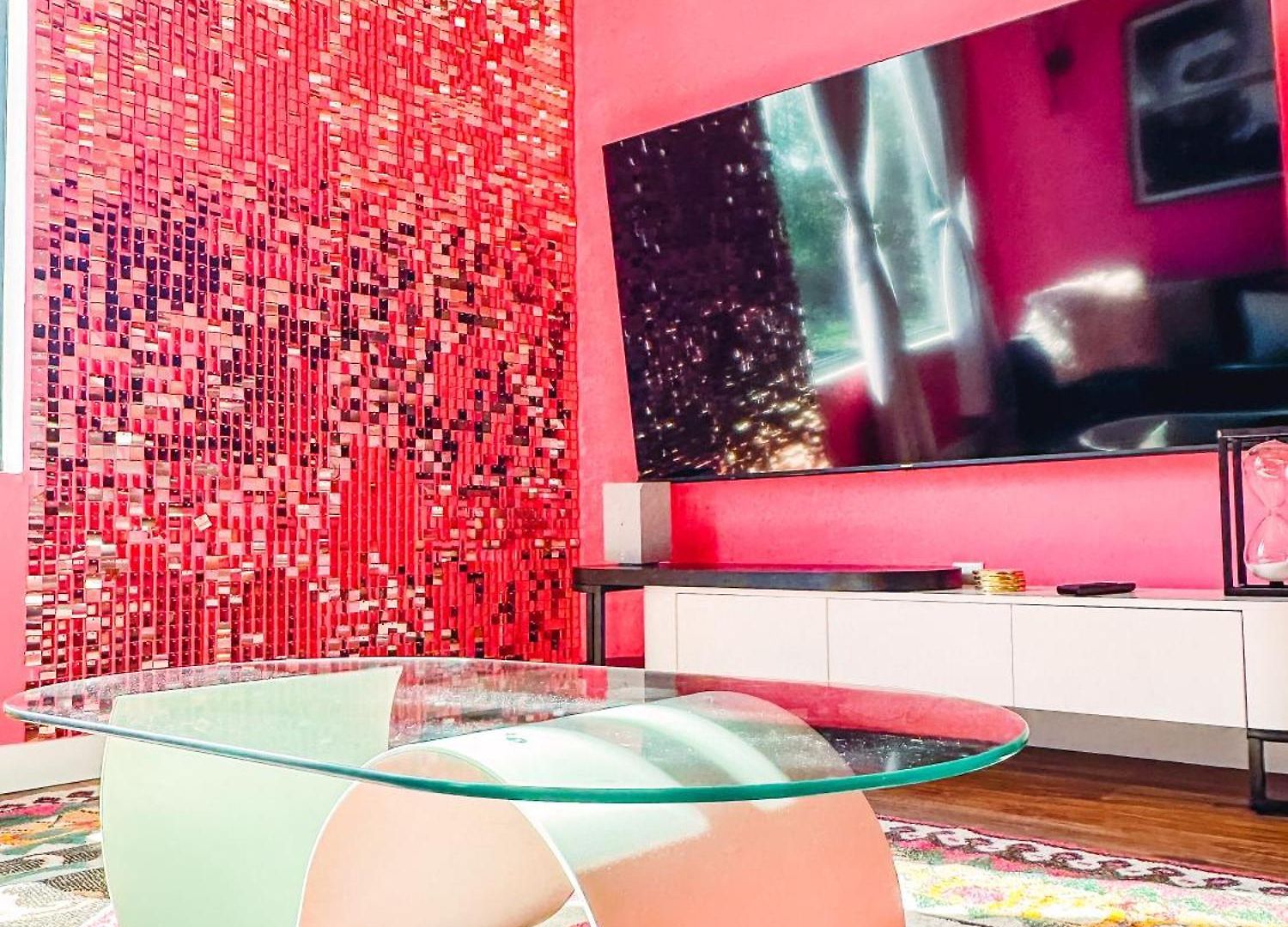 Dolly's Glam Getaway - Glittering Gem Near Broadway Holiday home Nashville