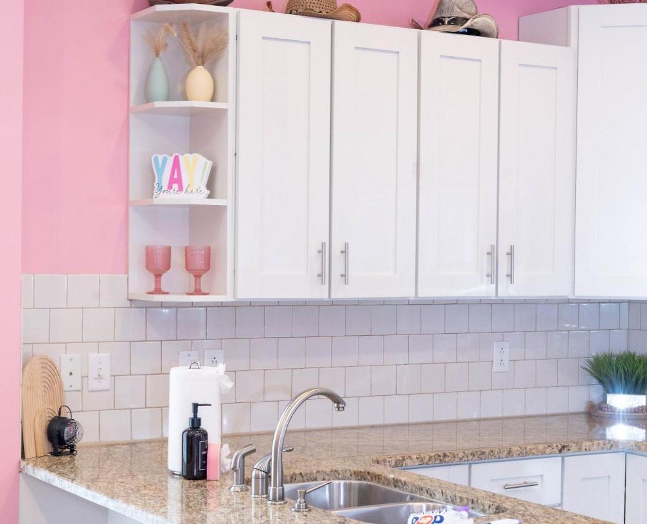 Lipstick & Boots - Luxury 3-level With Private Garage Near Music Row Apartment Nashville