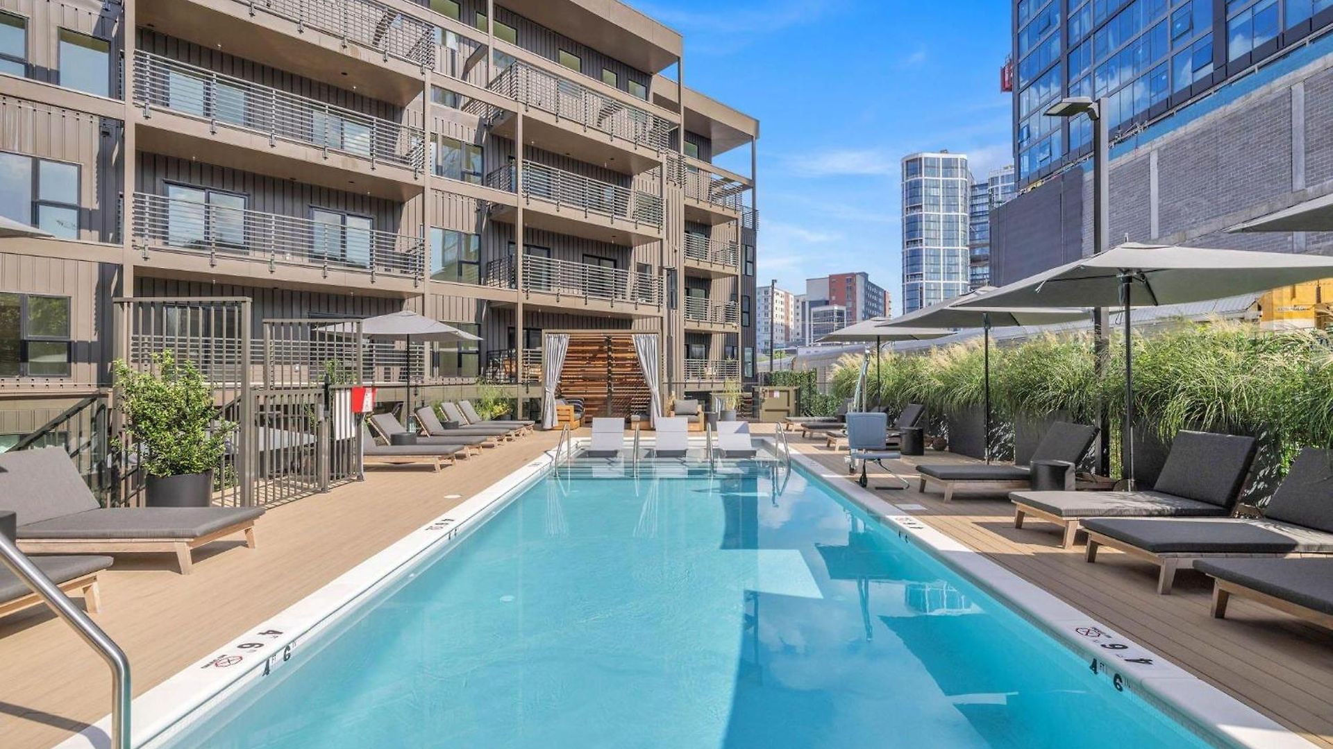 Hyve-retro Modern-full Gym-walk To Broadway * Nashville