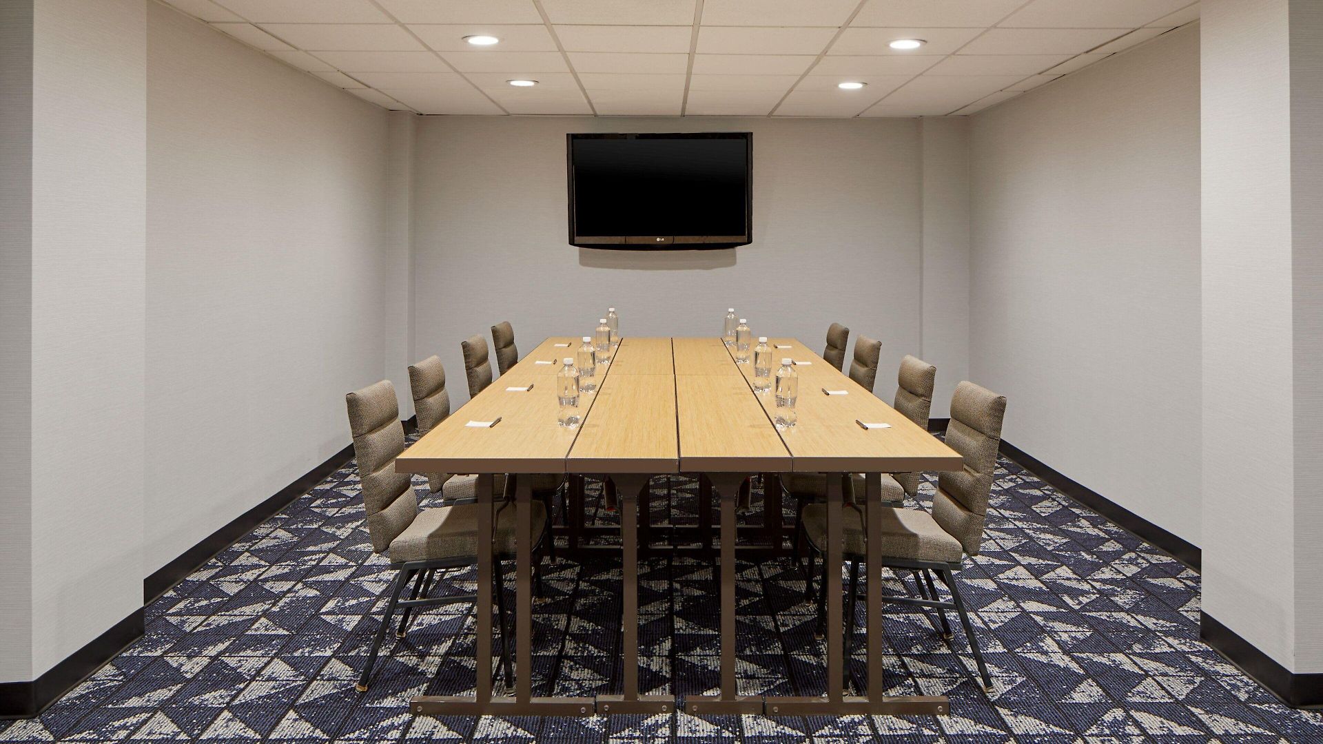 Courtyard By Marriott Downtown Hotel 3*