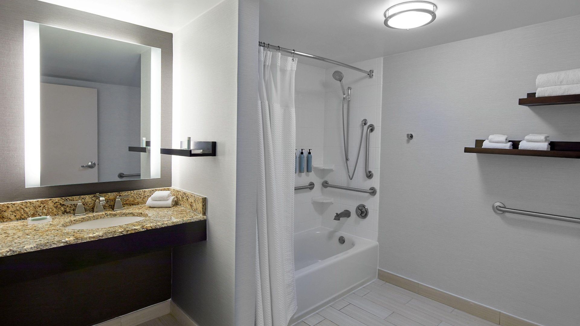 Hotel Courtyard By Marriott Downtown