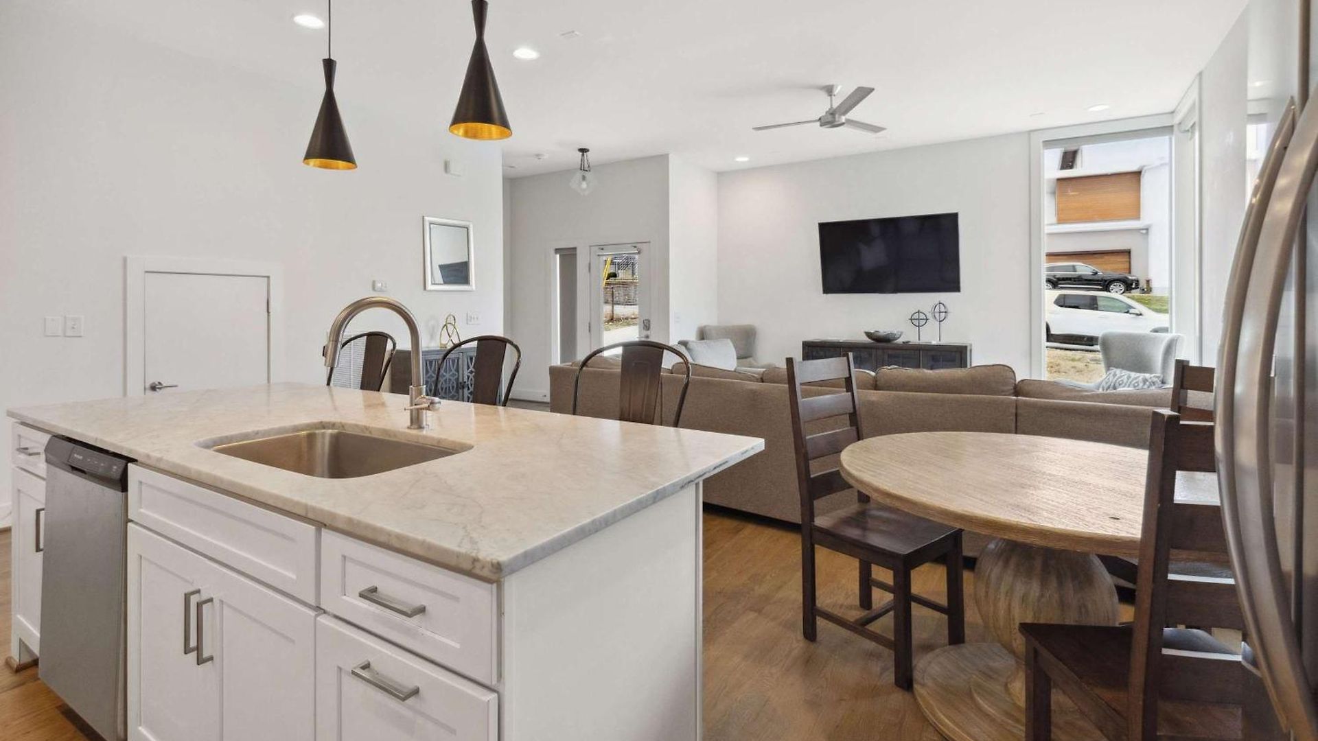 Gorgeous Home-2 Miles To Lower Broadway Holiday home *