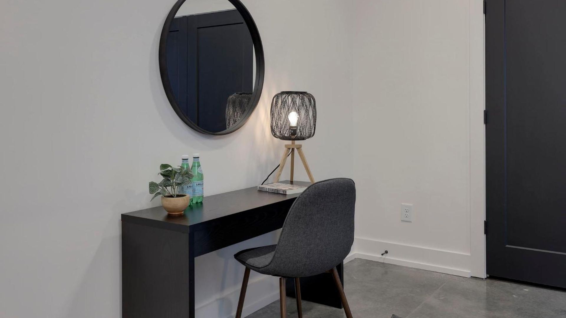 Skyline Luxury - Rooftop Deck- King Suites-garage Holiday home Nashville