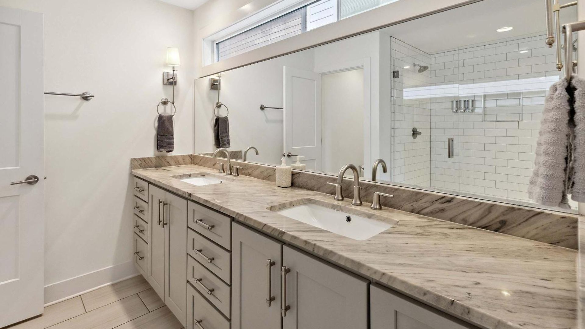 Gorgeous Home-2 Miles To Lower Broadway Holiday home *