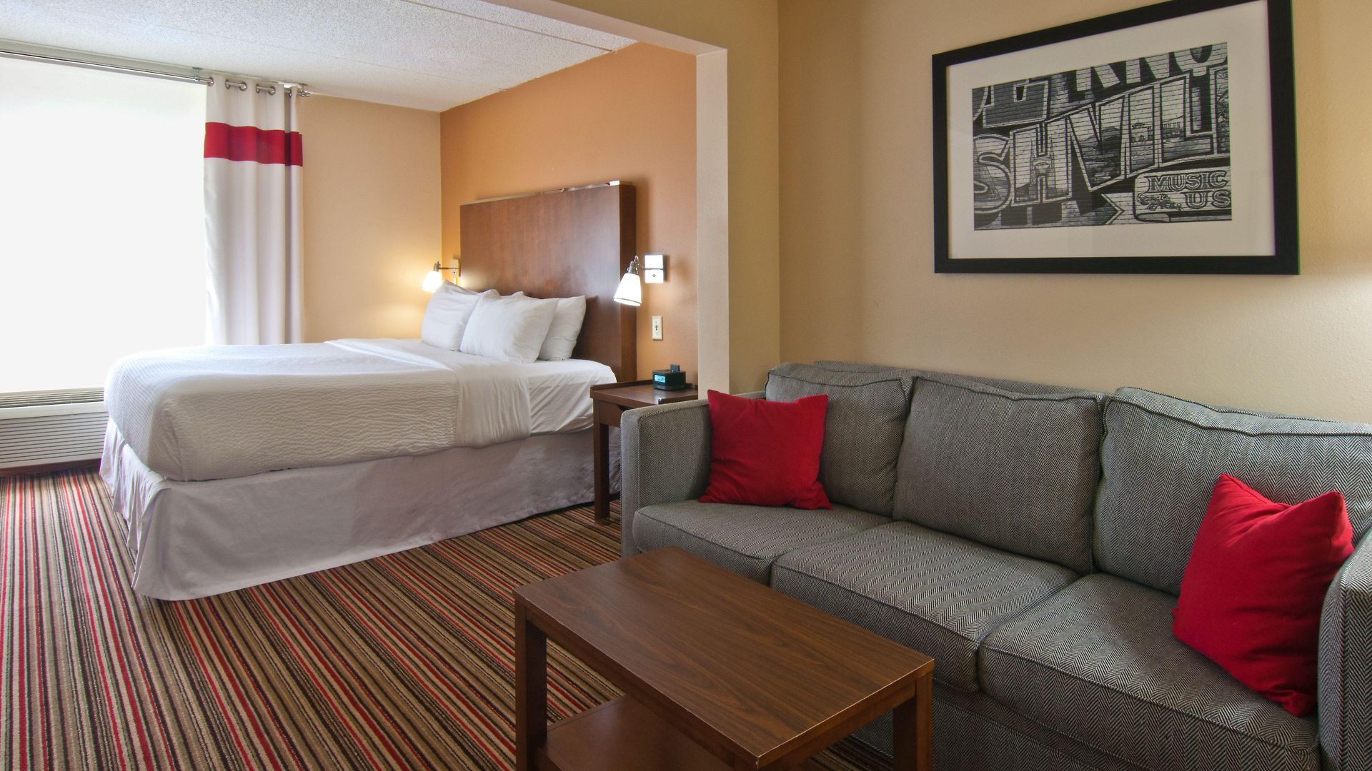 Hotel Four Points By Sheraton Airport 3*
