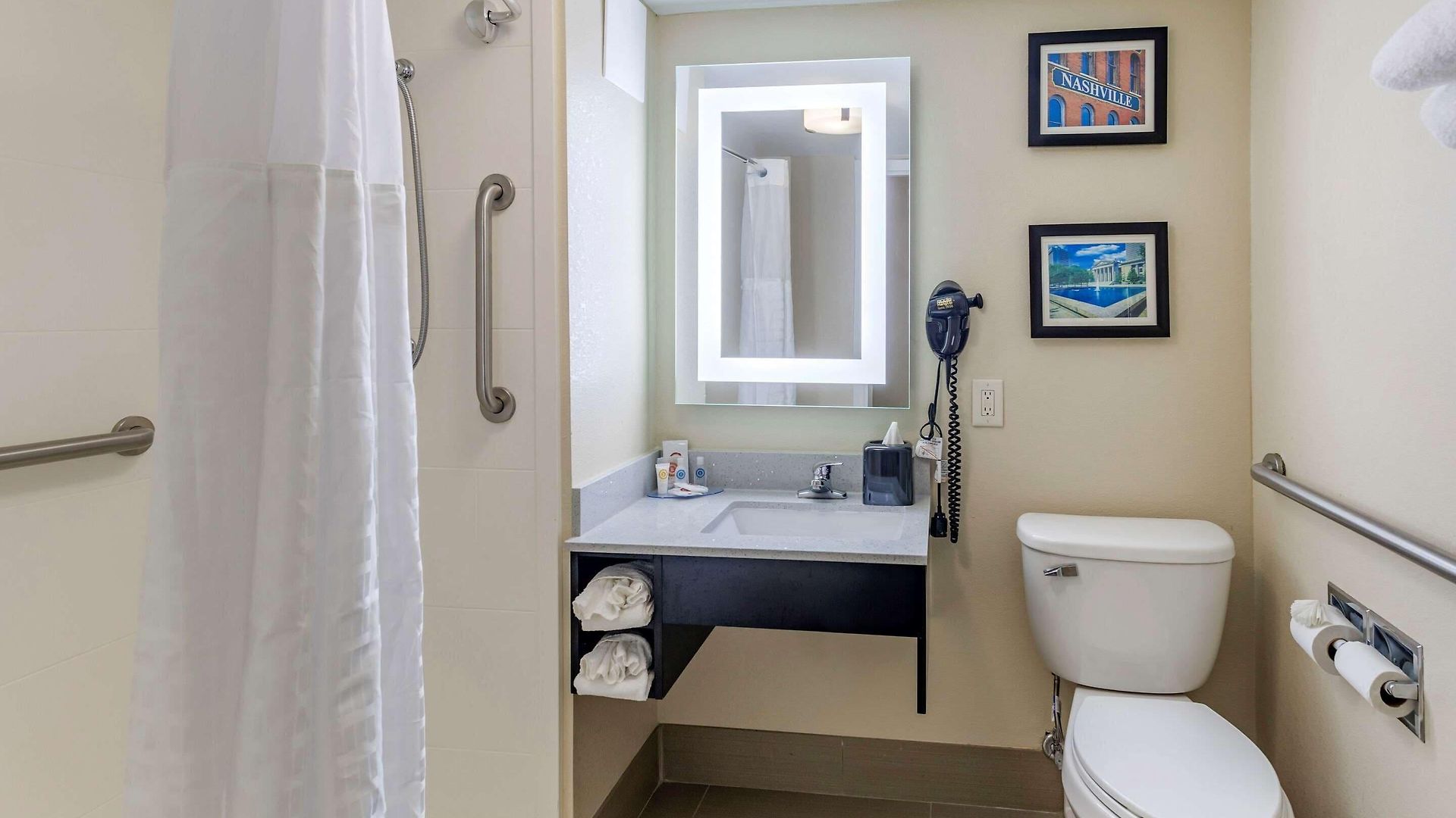 Comfort - Opryland Area Inn Nashville