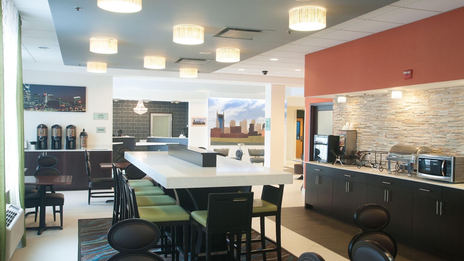 Country & By Radisson Airport Tn Hotel Nashville