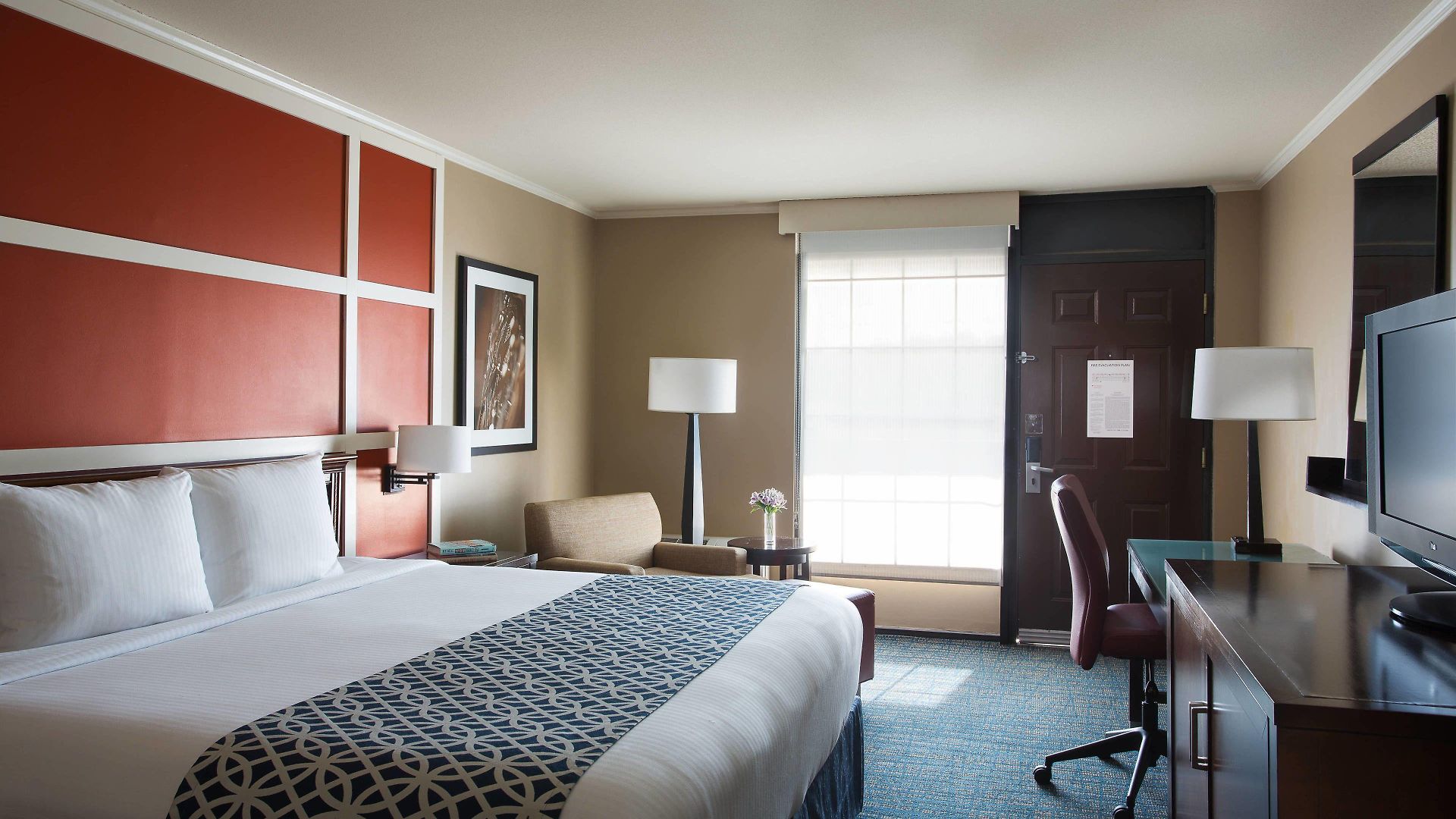 The At Opryland, A Gaylord
