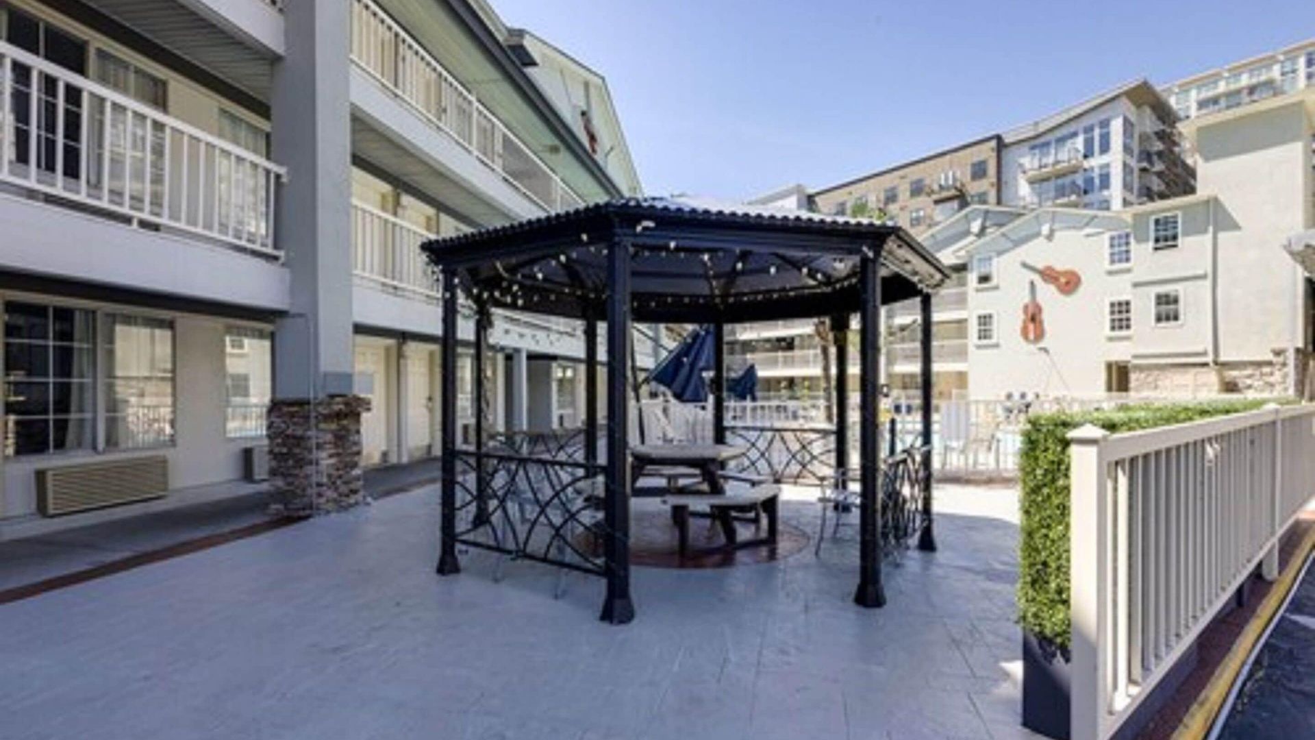 Inn Comfort Downtown - Music Center