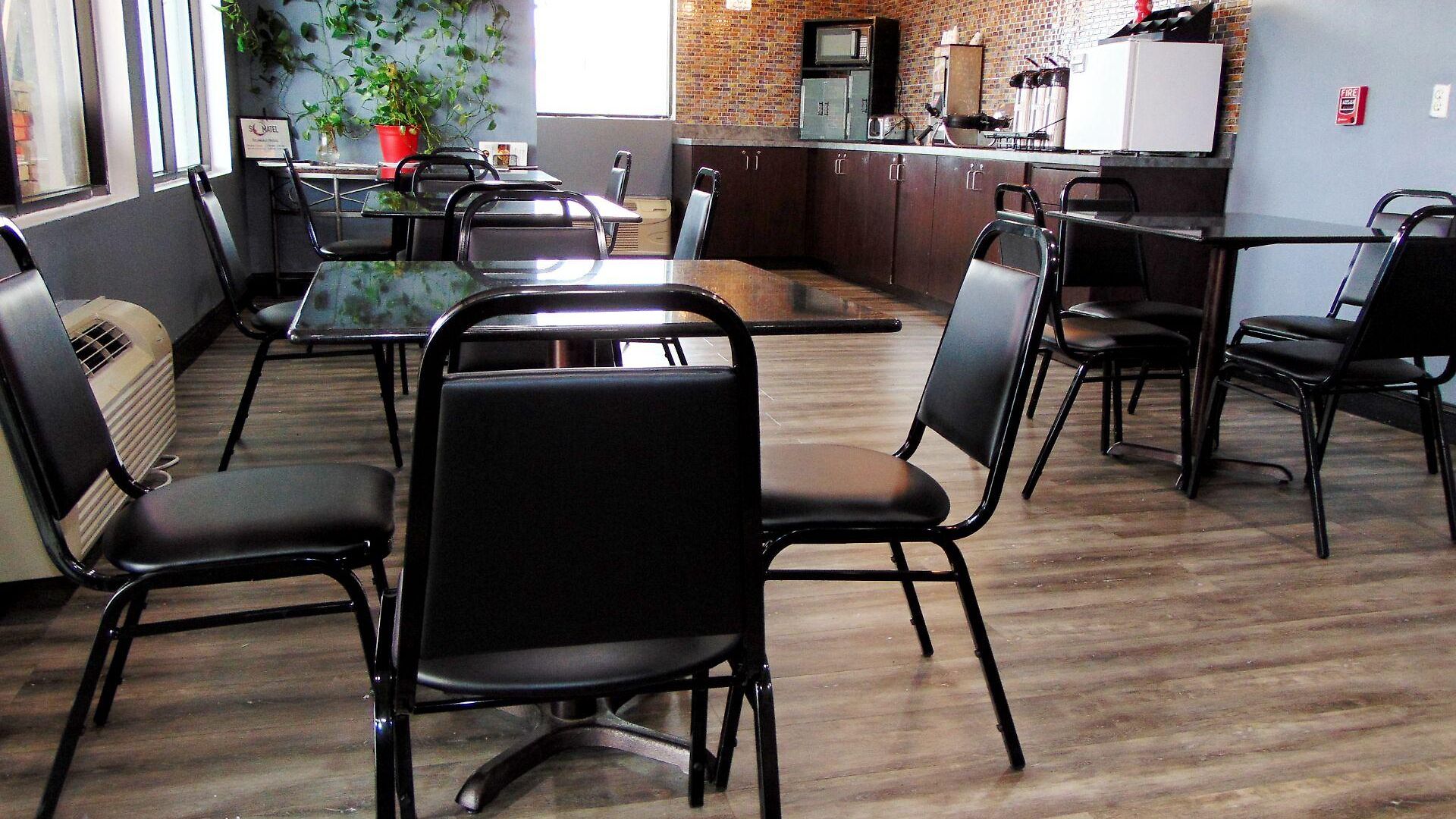 Hotel Somatel Airport 2*