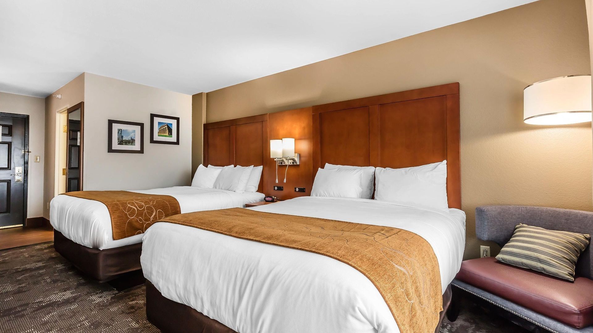 Hotel Comfort & Near Tanger Outlets I-24 Antioch 4*