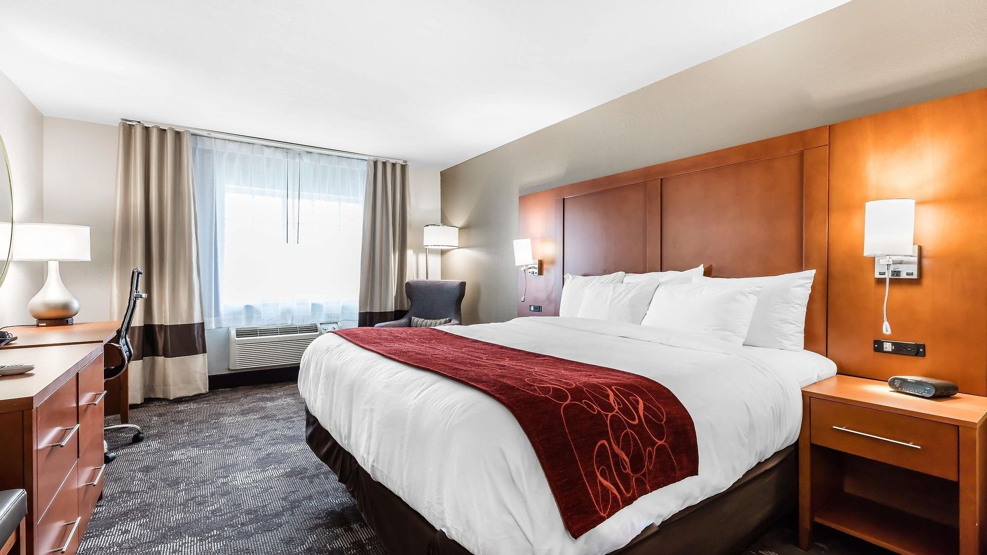 Hotel Comfort & Near Tanger Outlets I-24 Antioch 4*