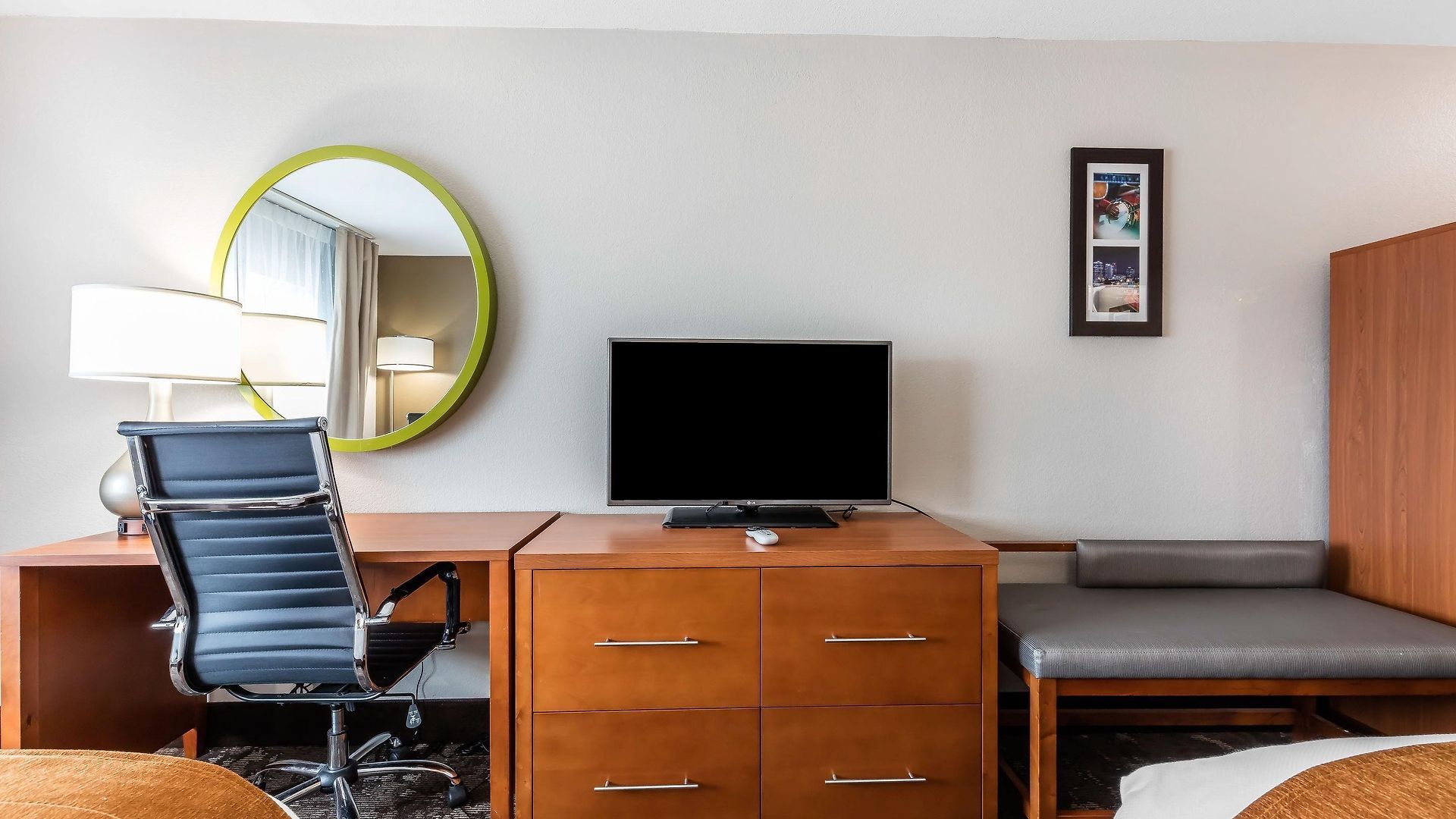Hotel Comfort & Near Tanger Outlets I-24 Antioch Nashville