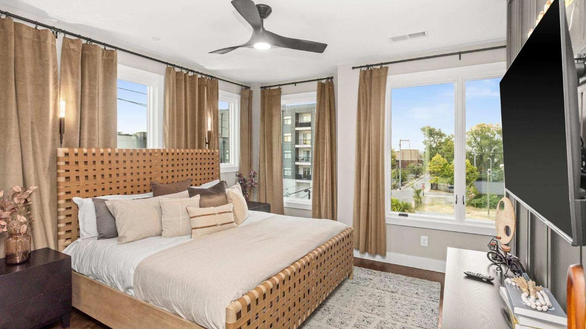 Luxury House In With Rooftop Deck * Nashville