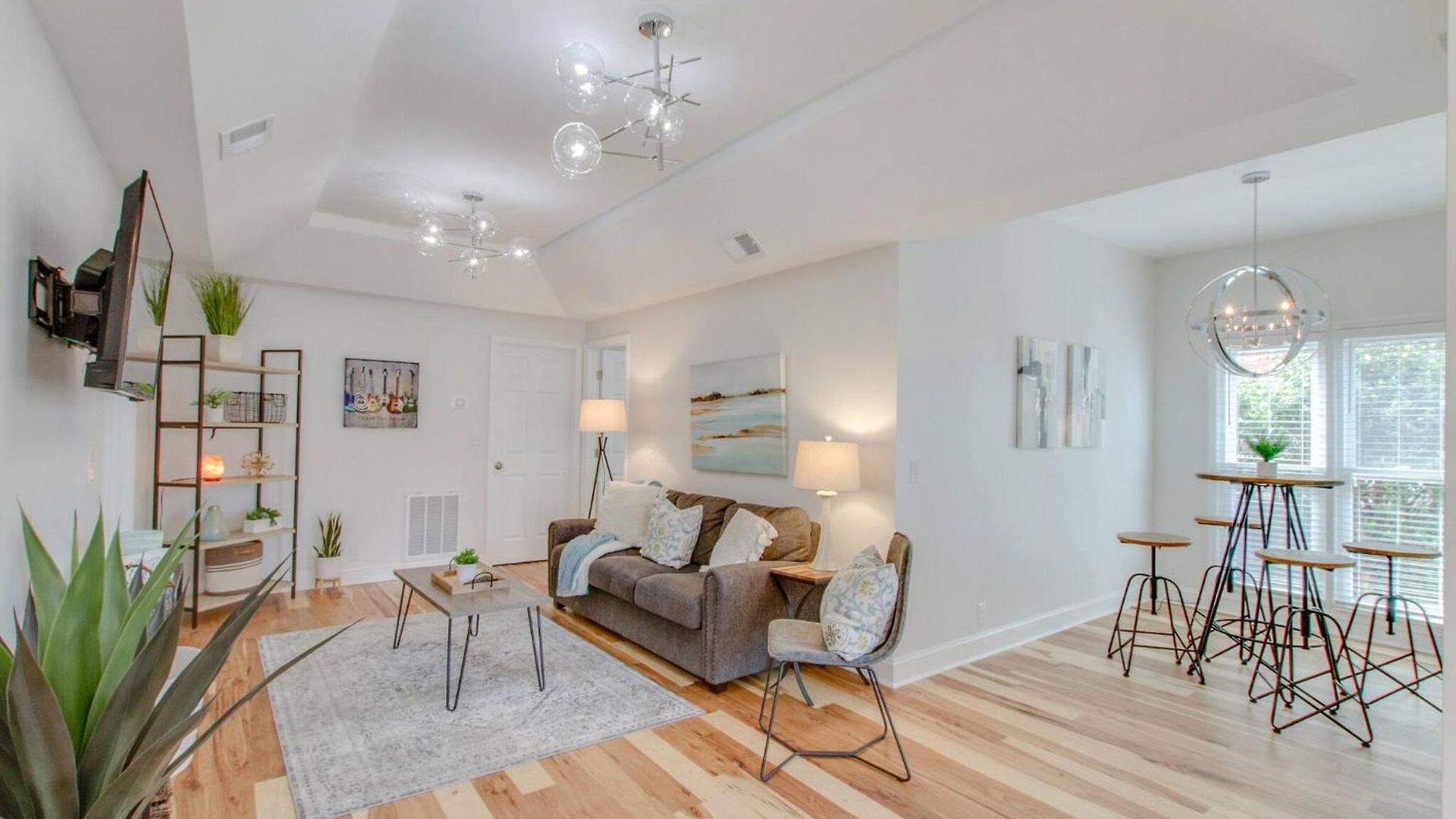 The Grant | 9 Mins To Downtown, Vandy On Foot Nashville