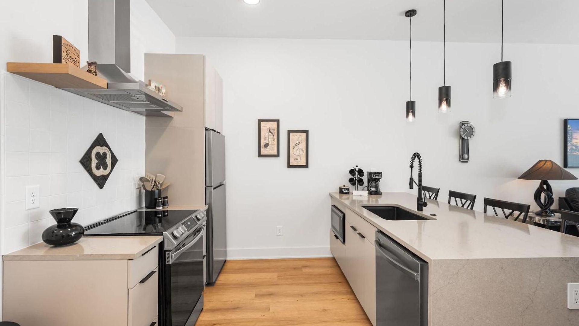 East Nash For 4 With Public Rooftop Near Dt * Nashville