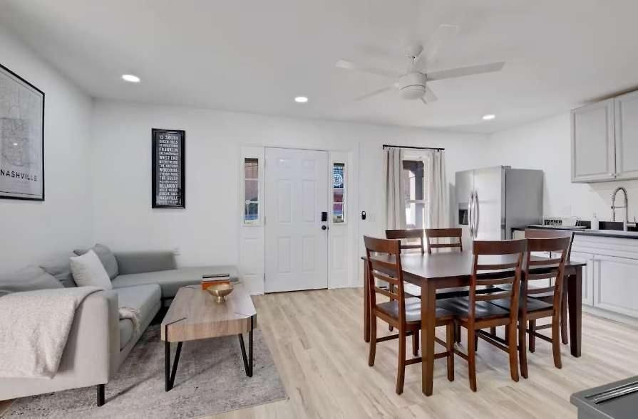 Spacious Duplex In Prime Location *