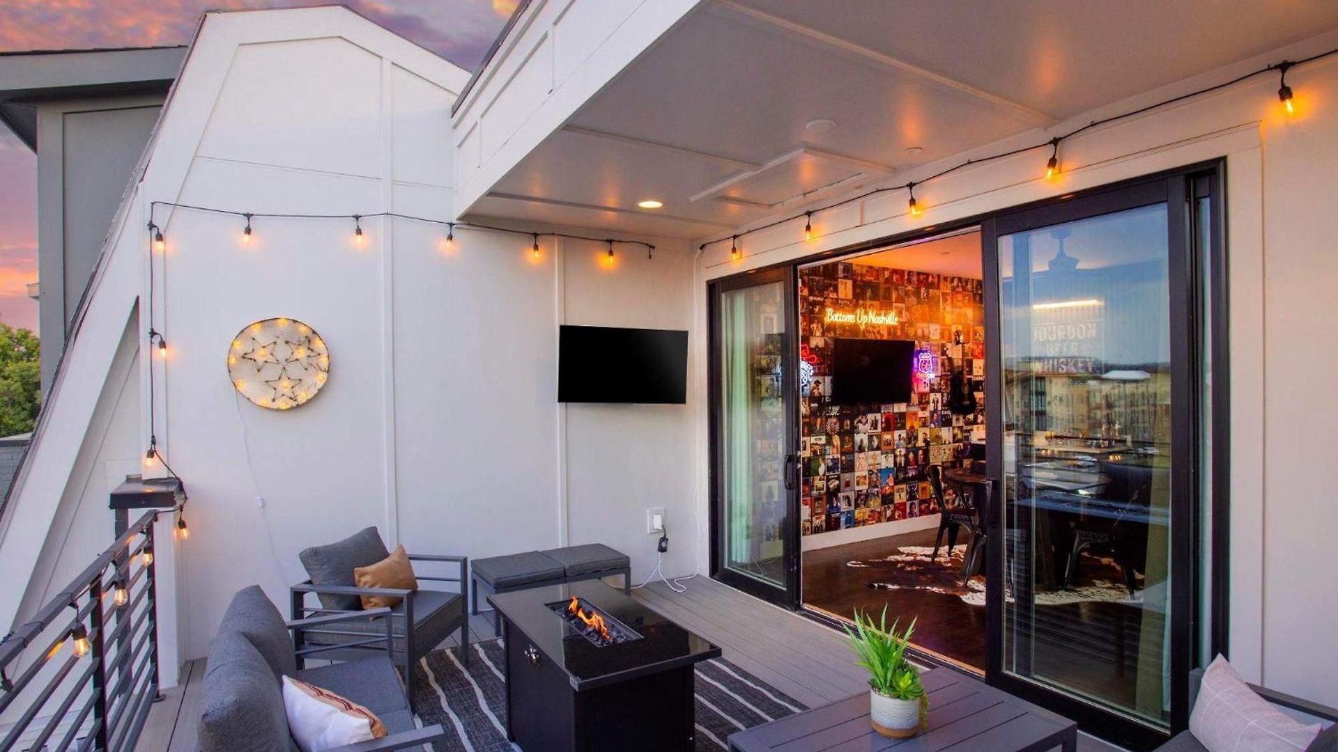 Luxury House In With Rooftop Deck Nashville