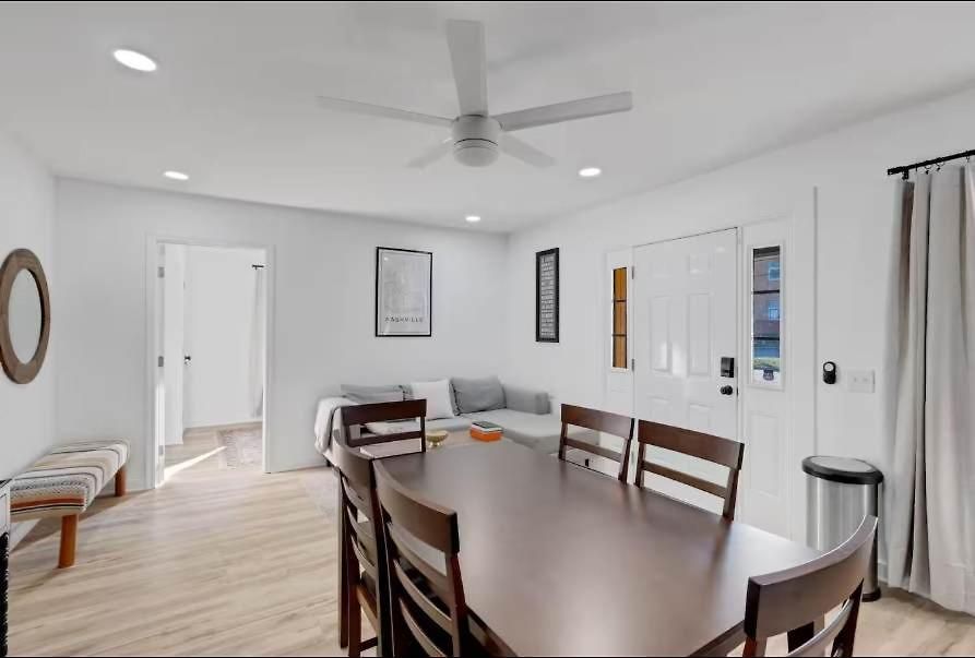 Holiday home Spacious Duplex In Prime Location Nashville