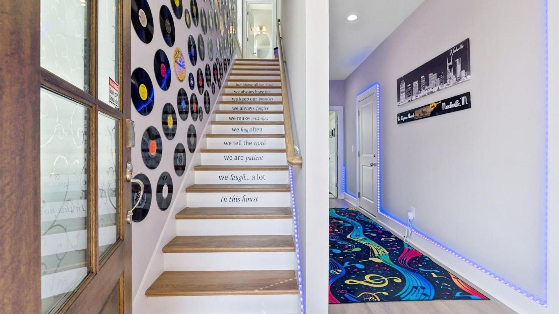 Friends In Skyline Places, 10 Min To Broadway, Perfect For Groups * Nashville