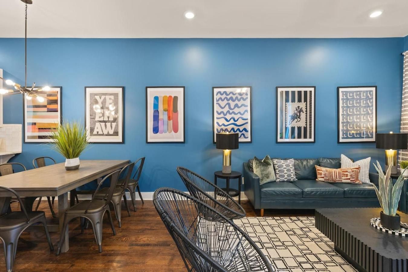 Walk To Vanderbilt And Belmont With Garage And Rooftop Deck *
