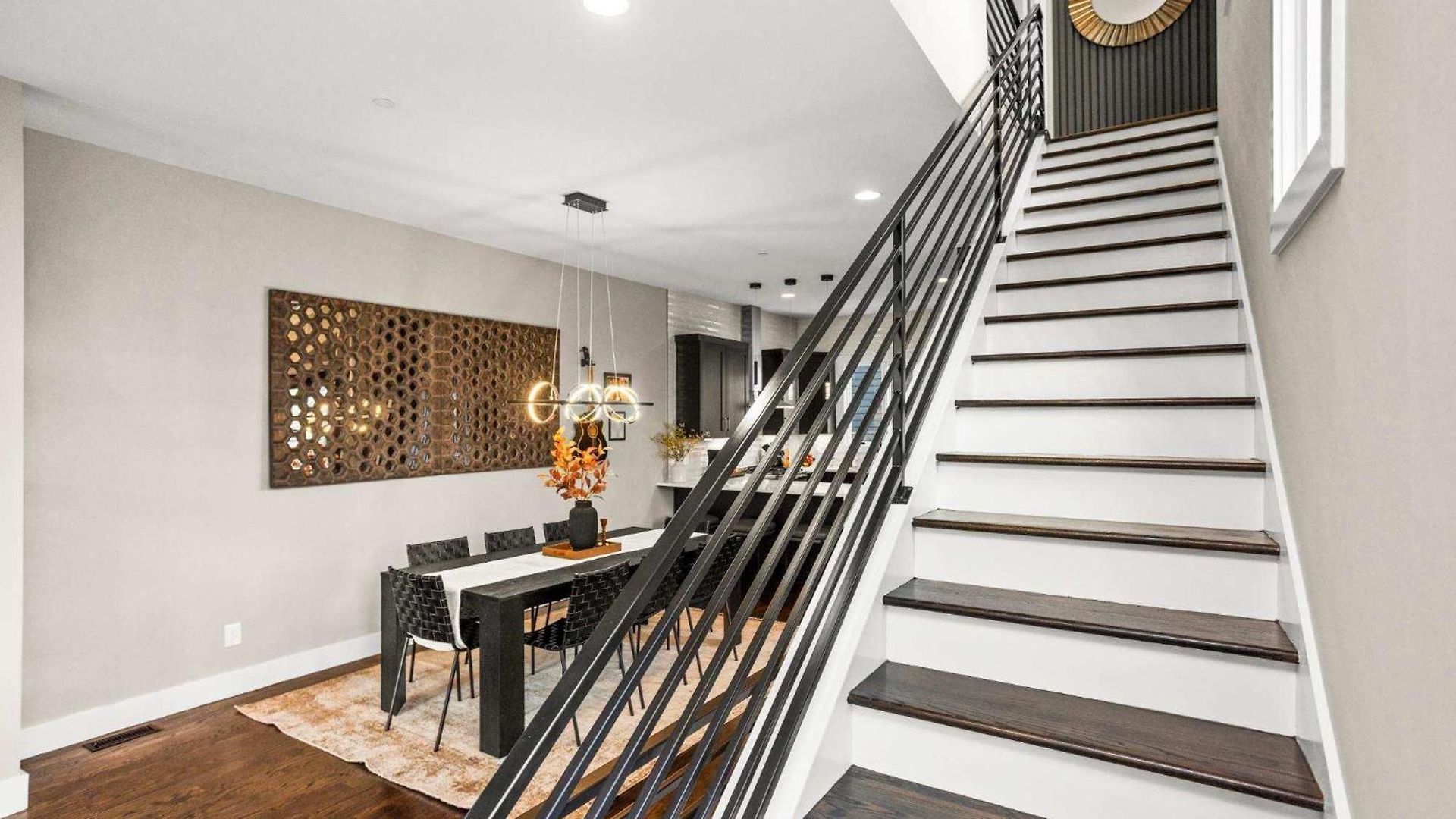 Luxury House In With Rooftop Deck Holiday home Nashville