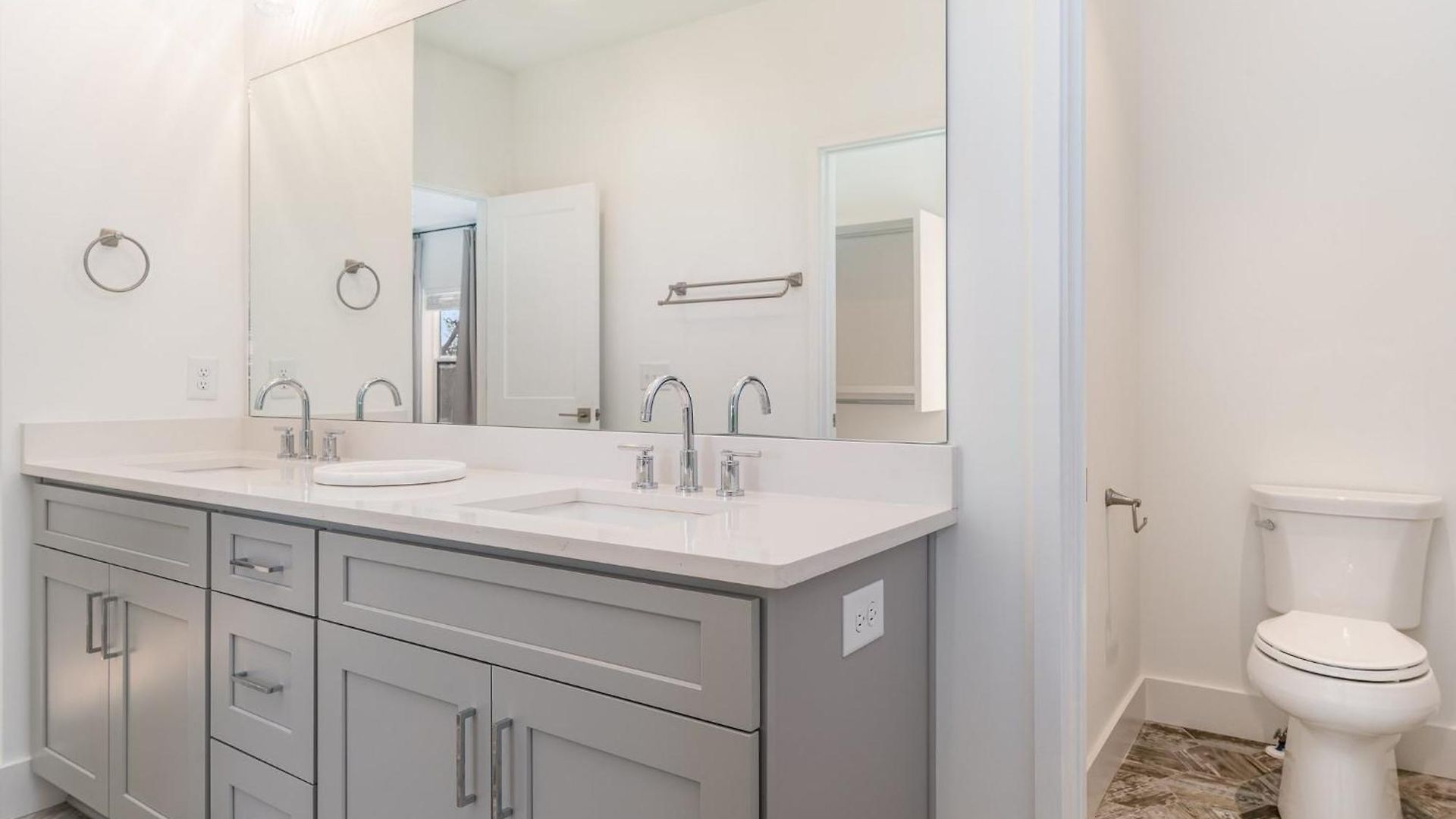 - 405 Marshall St #3 * Nashville