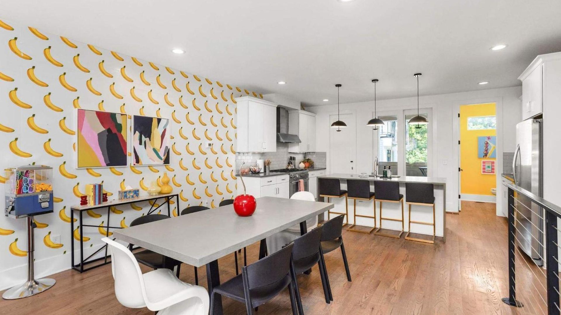 Holiday home 2 Adjacent Gem Great For Big Groups 8th Ave S
