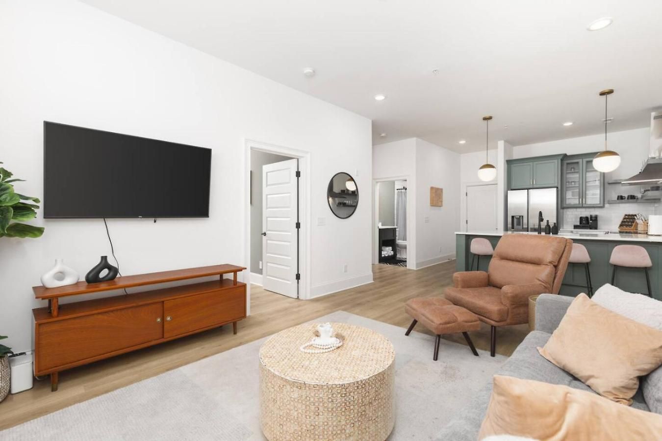 Holiday home Sleeps 20 Three Side By Side 10 Minutes To Broadway