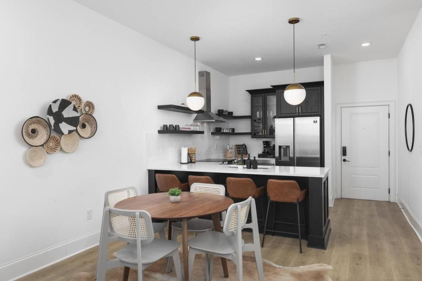 Only 3 Miles From Broadway Sleeps 16 Two Side By Side Nashville