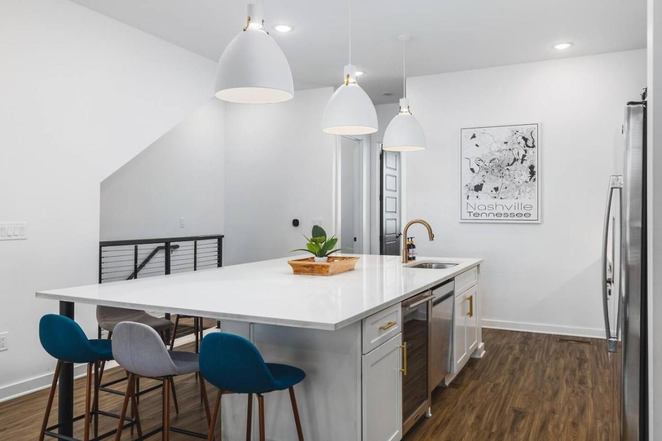 Holiday home Two Adjacent Homes Sleeps 24 Only 3 Miles To Broadway