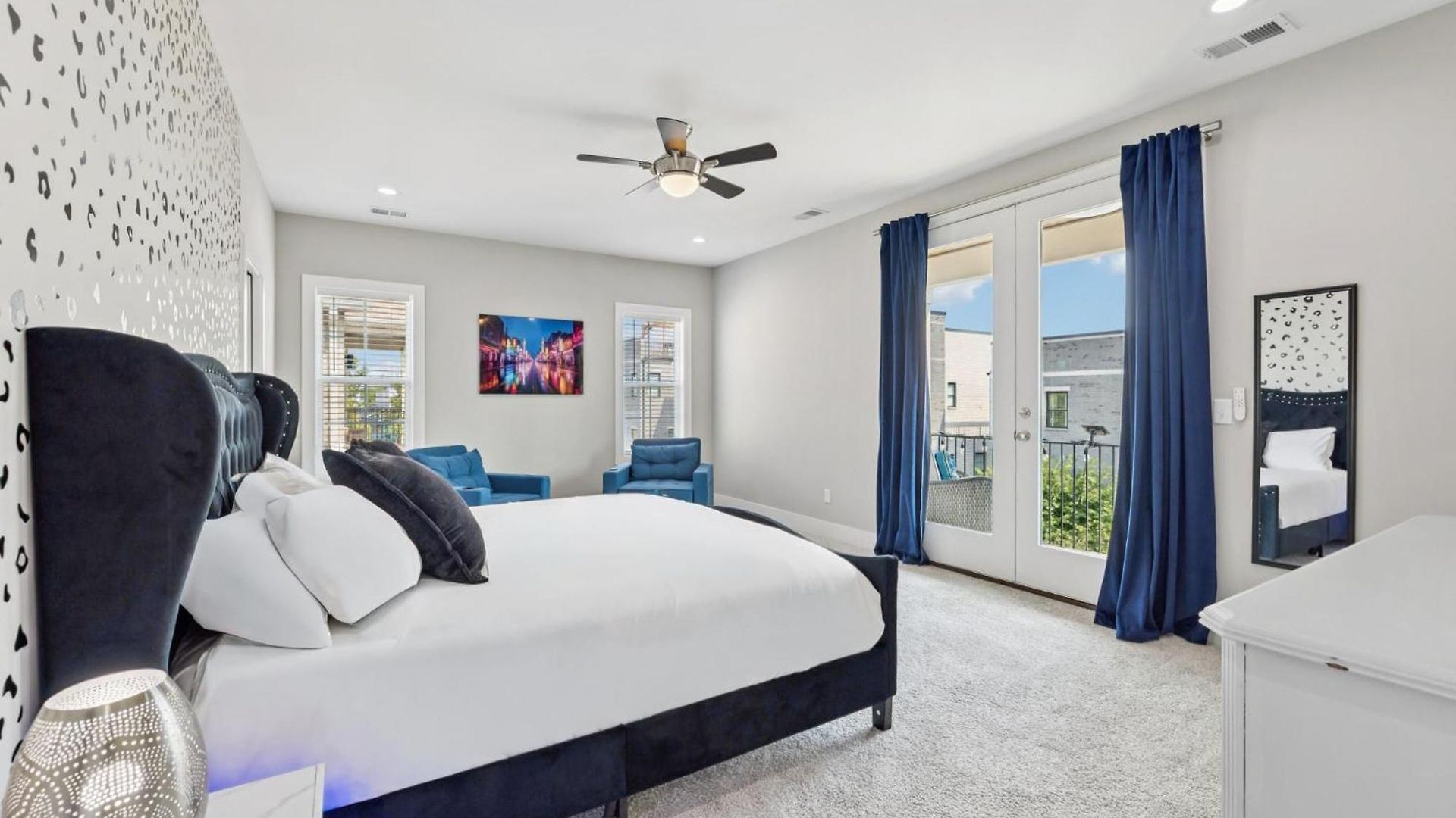 Friends In Skyline Places, 10 Min To Broadway, Perfect For Groups Holiday home Nashville