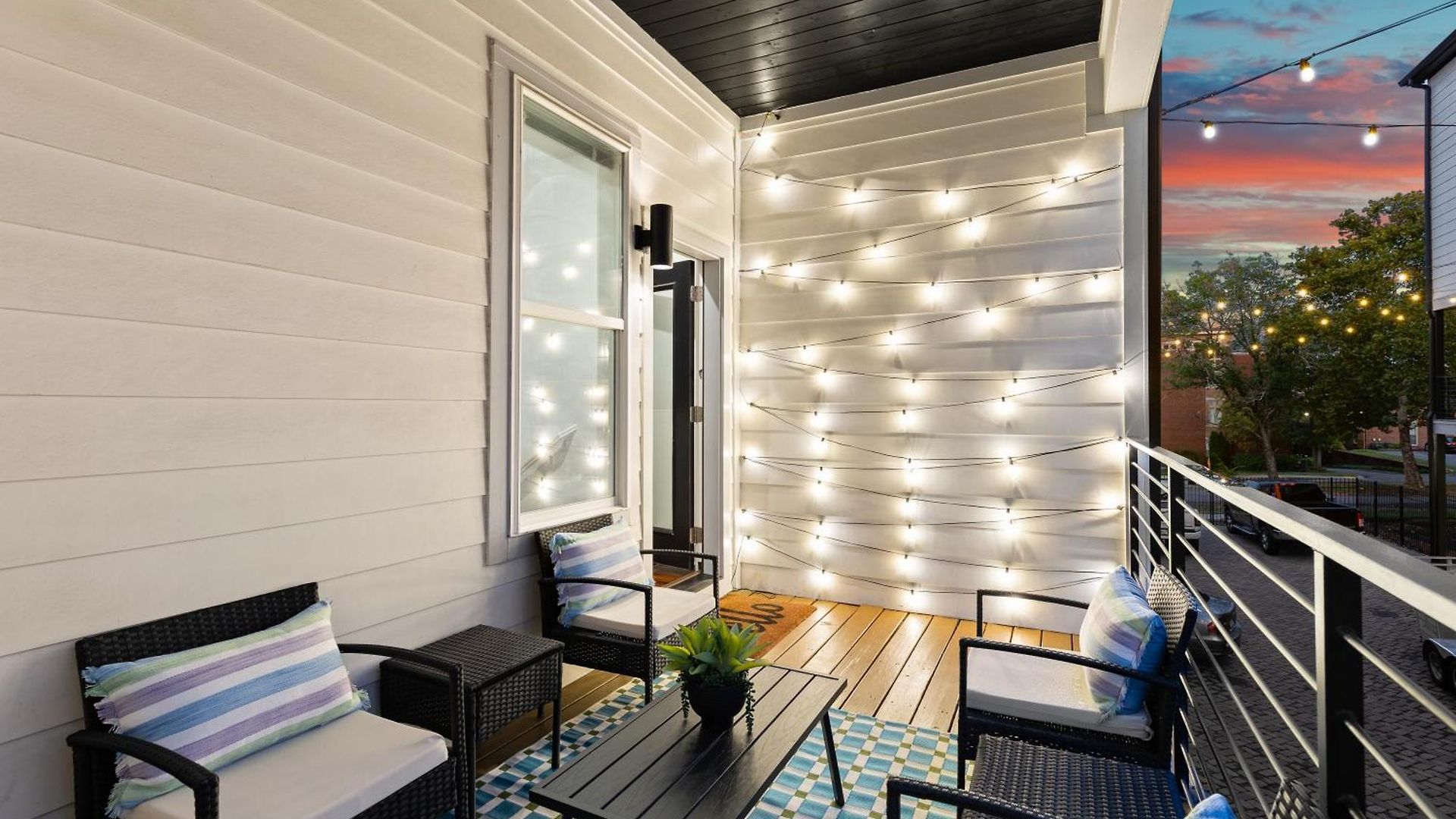 Holiday home Walk To Vanderbilt And Belmont With Garage And Rooftop Deck