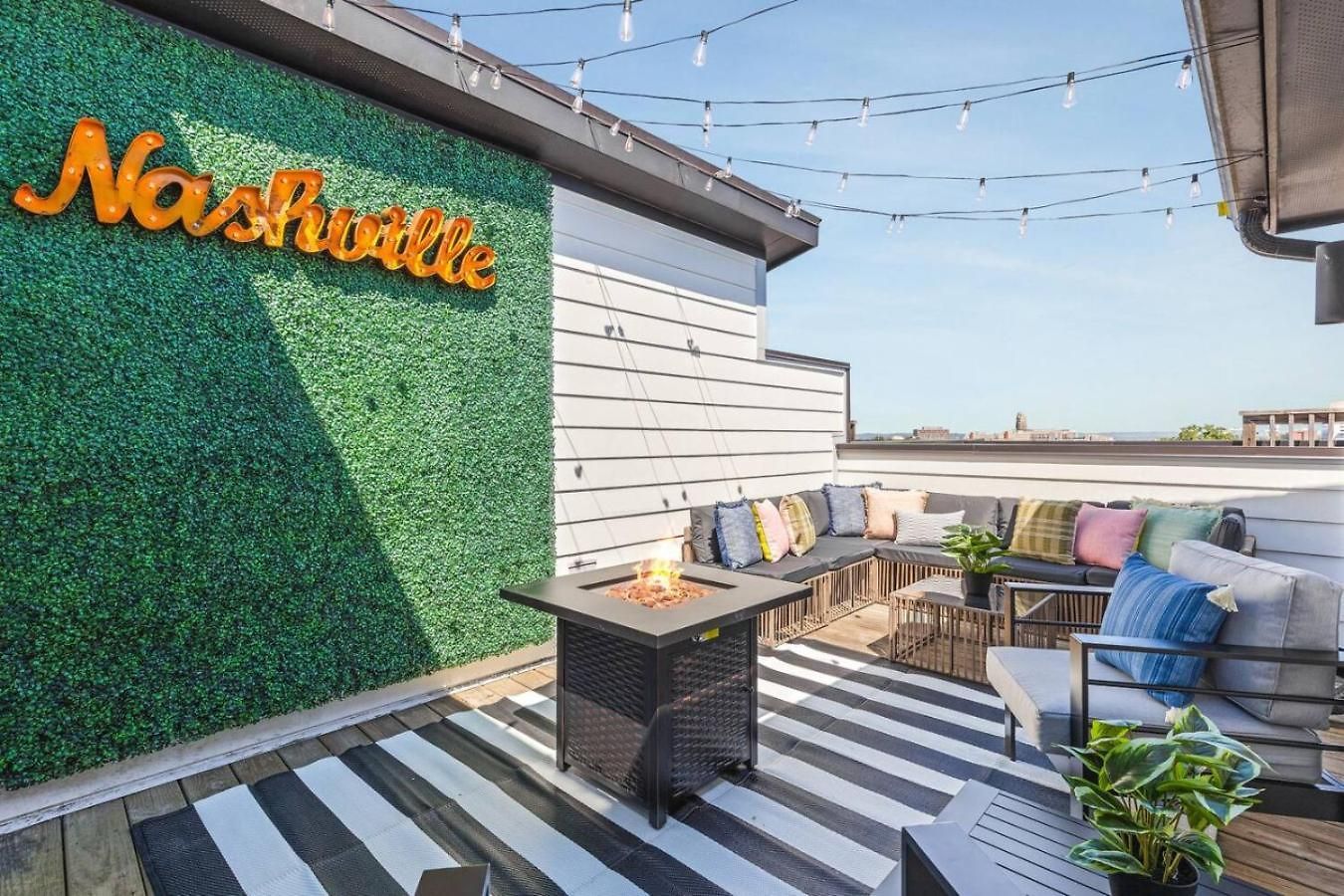 Holiday home Walk To Vanderbilt And Belmont With Garage And Rooftop Deck Nashville