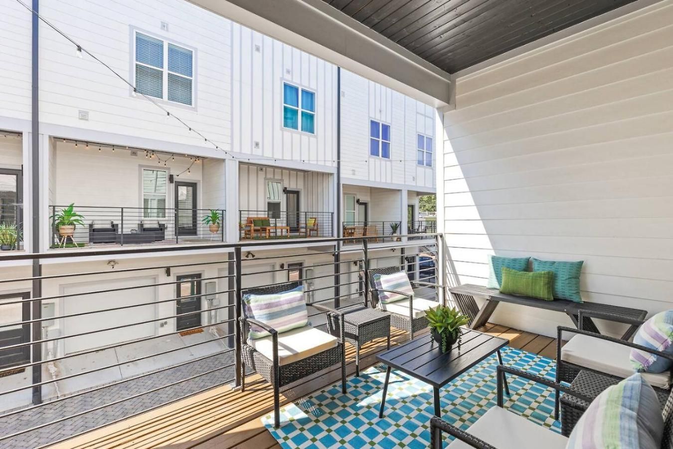 Holiday home Walk To Vanderbilt And Belmont With Garage And Rooftop Deck *