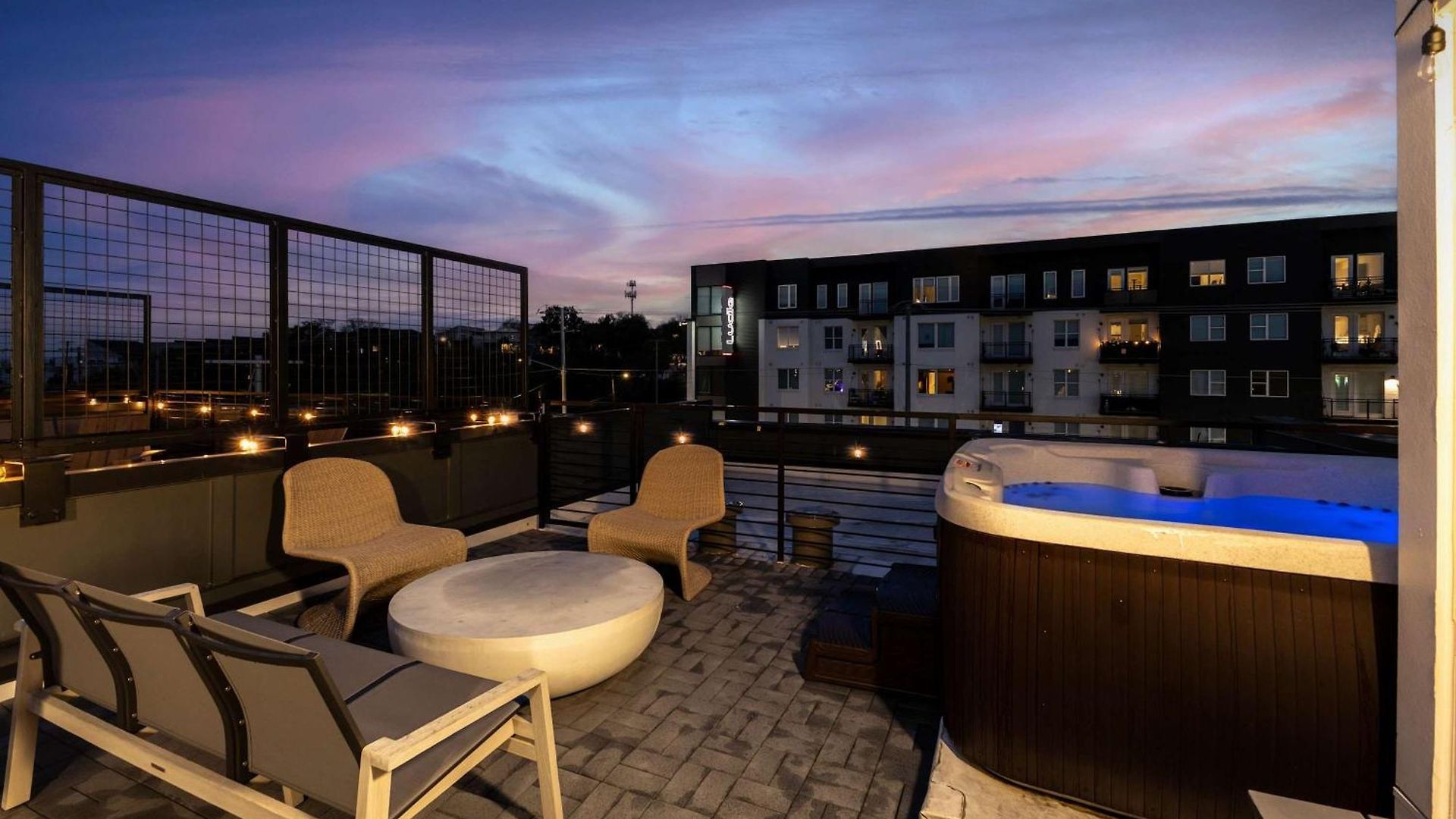 Luxe 4br Retreat With Hot Tub & Skyline Deck Holiday home Nashville