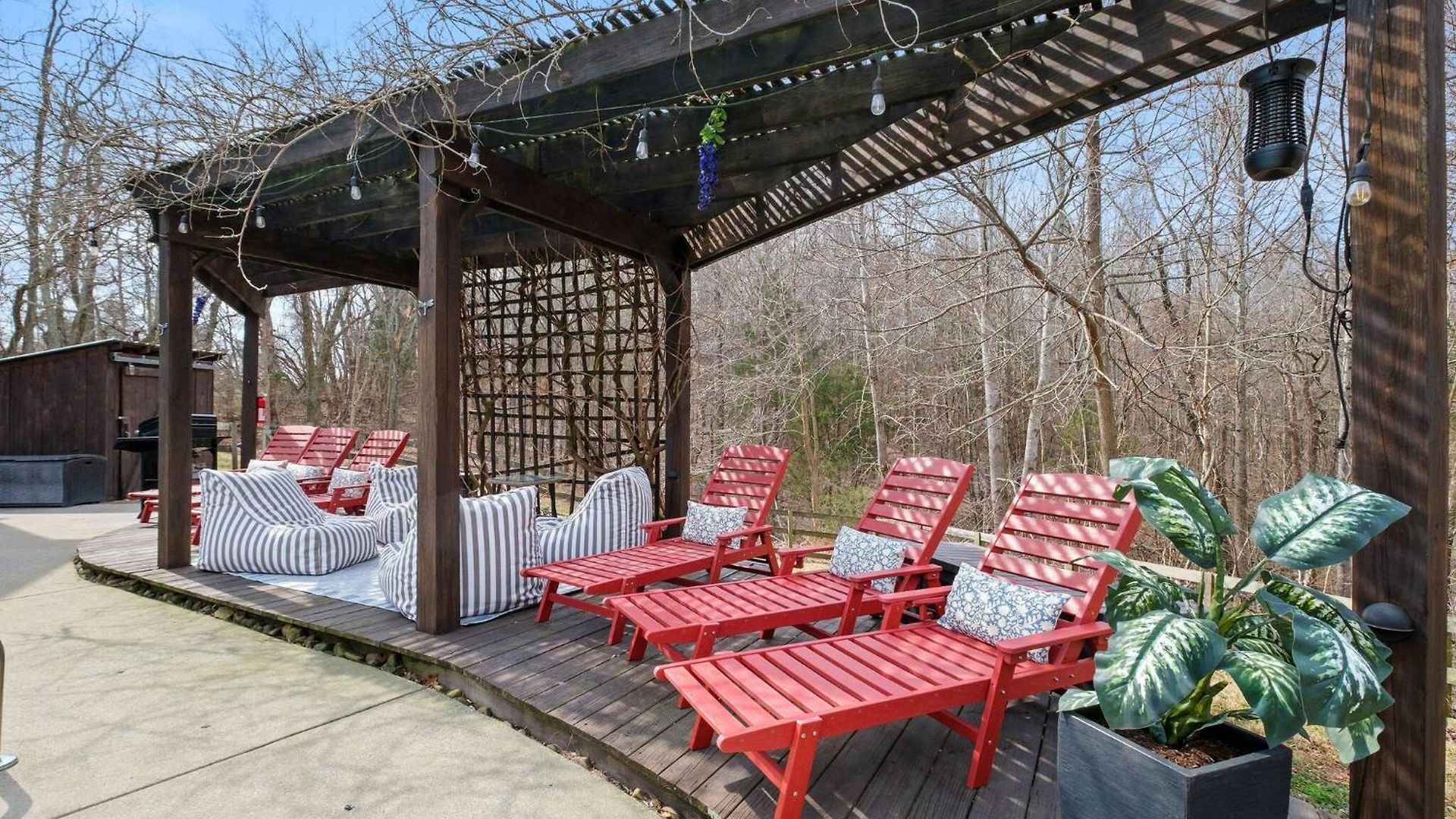 Holiday home Retreat - Pool/hot Tub/karaoke/theatre + Nashville