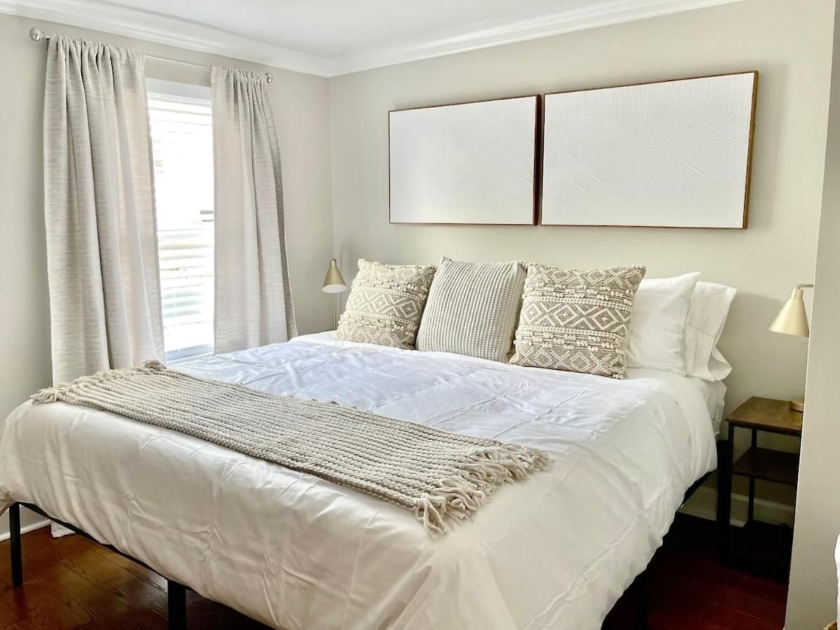Apartment The Jefferson Weekend Haven Prime Location
