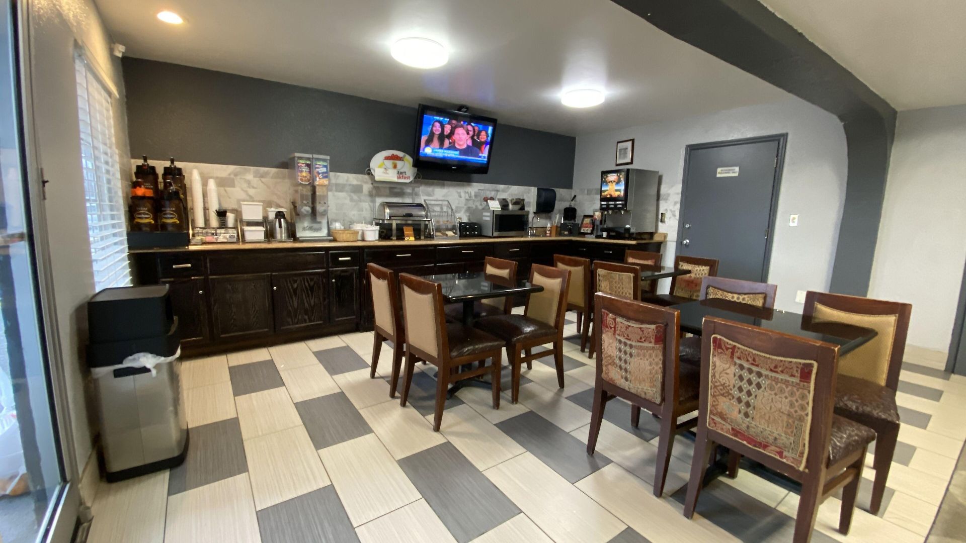 Hotel Super 8 By Wyndham Antioch/nashville South East 2*