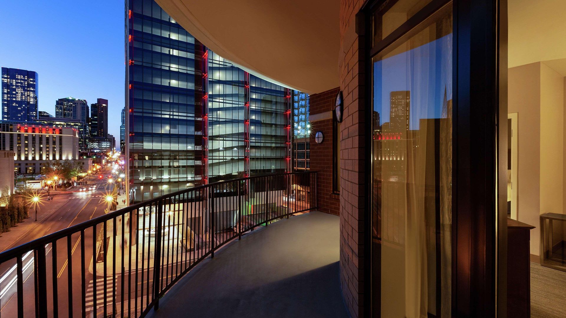 Hotel Hampton & Nashville-downtown