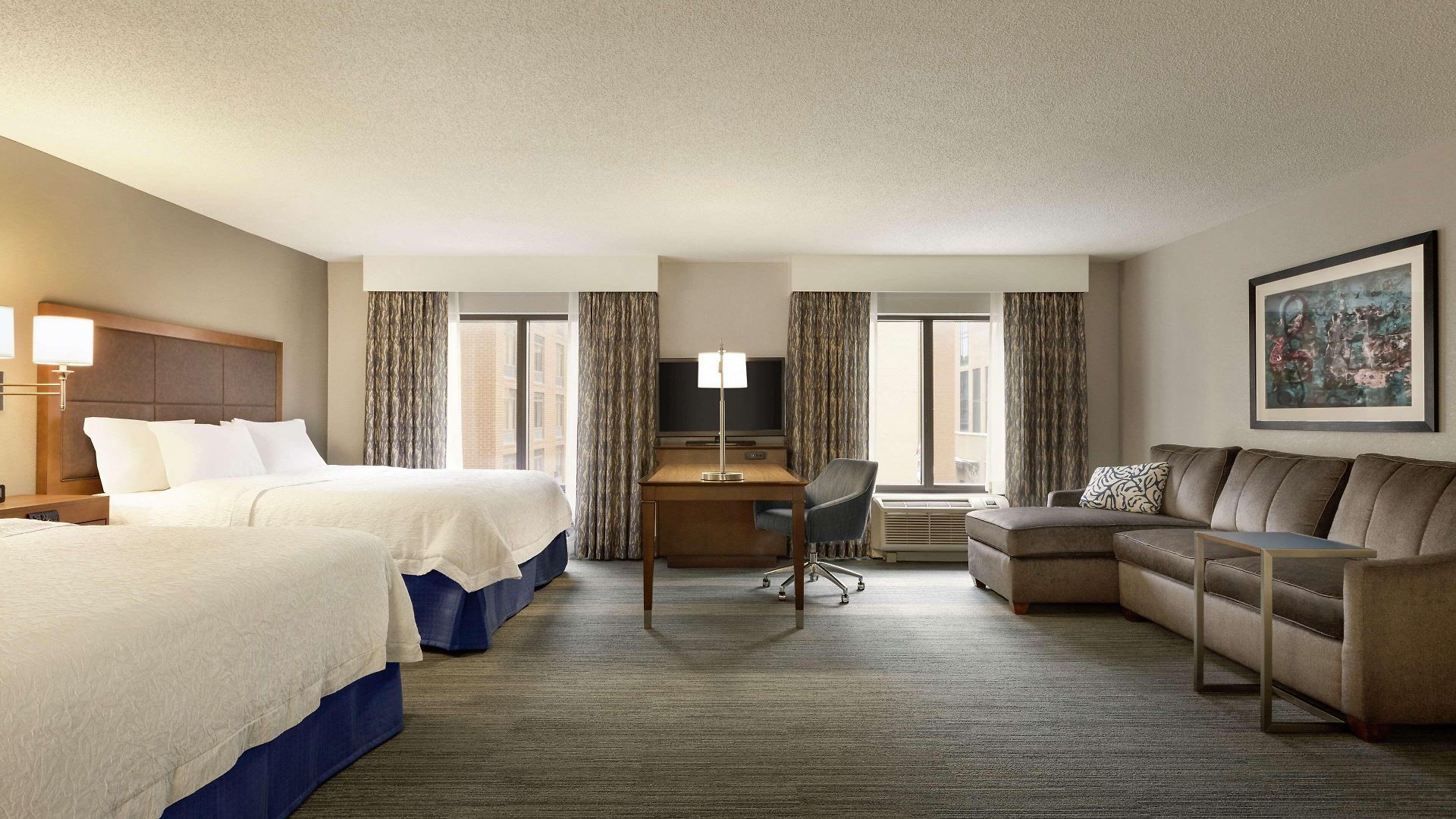 Hampton & Nashville-downtown 3*