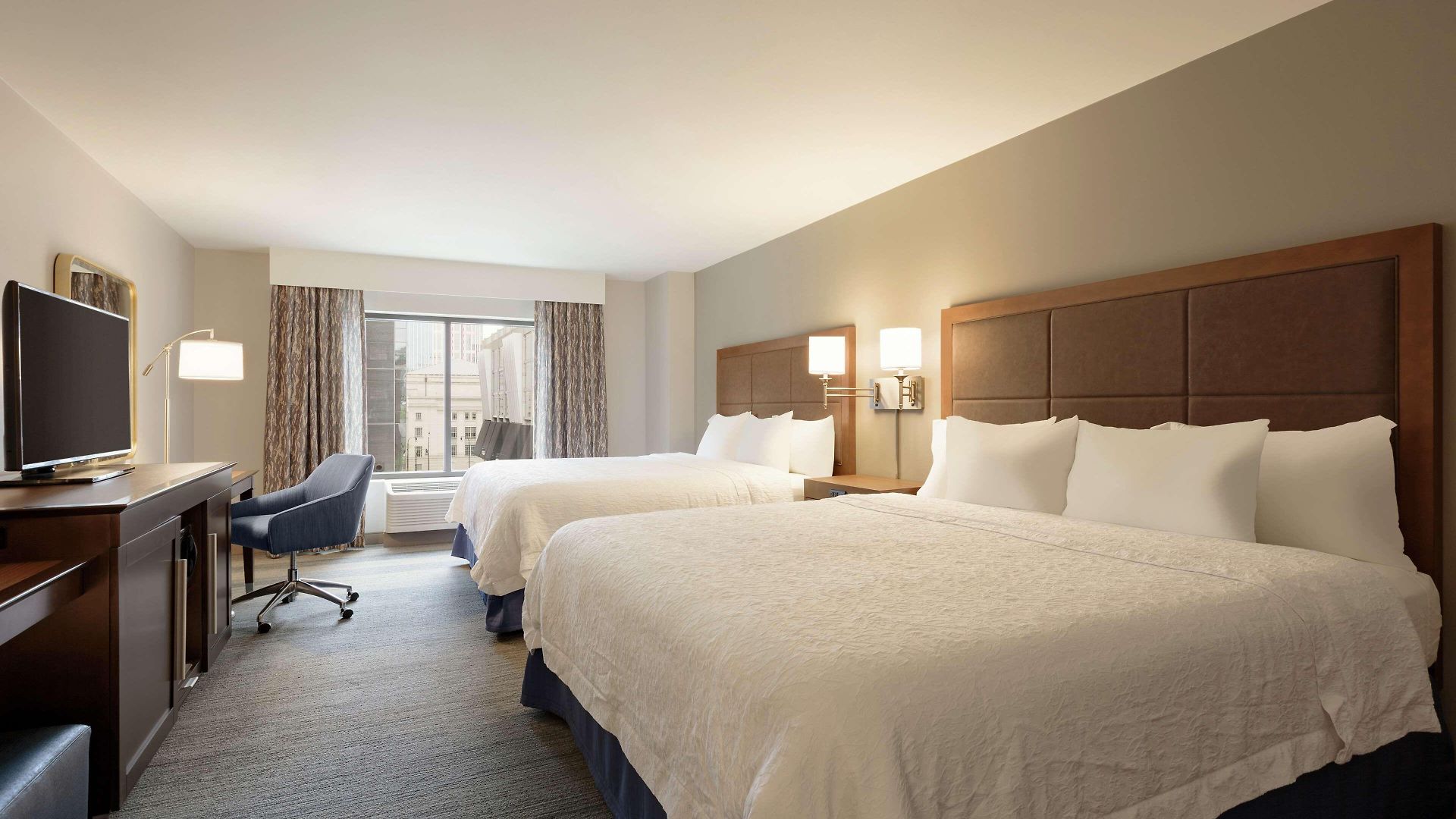 Hampton & Nashville-downtown 3*