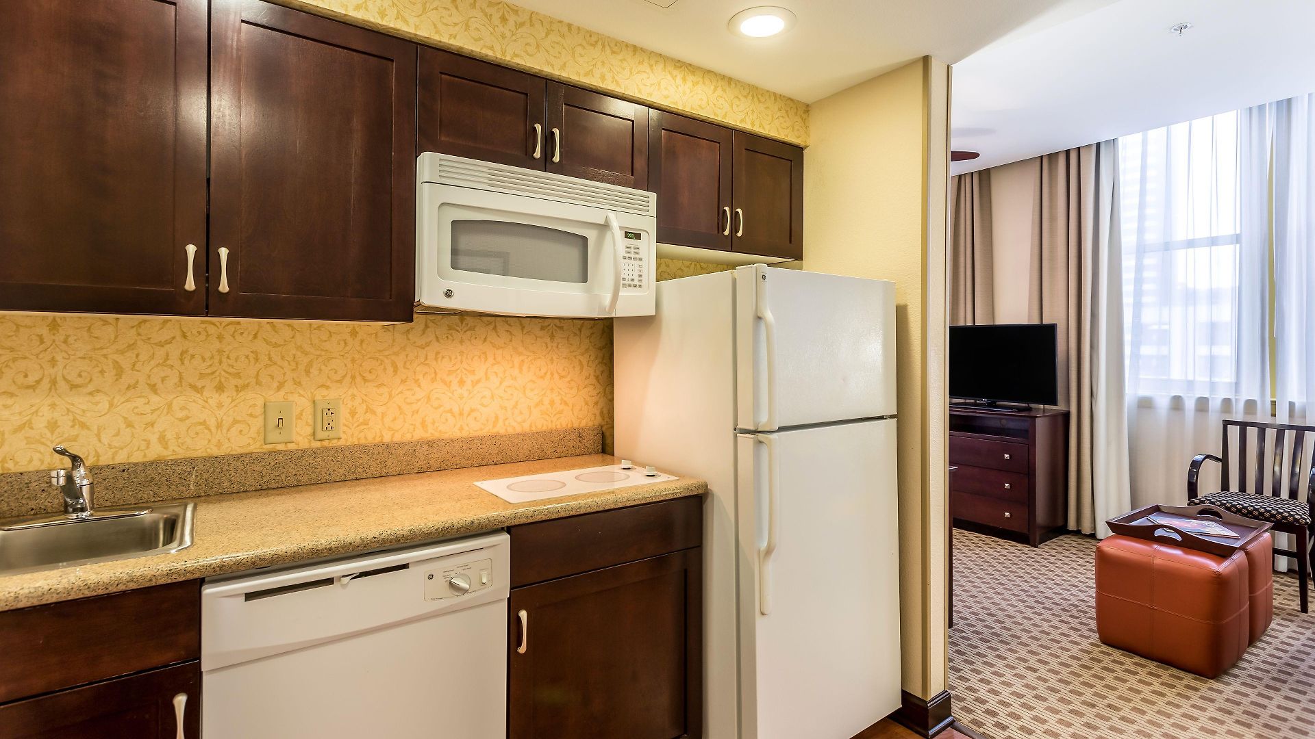 Hotel Homewood By Hilton Downtown