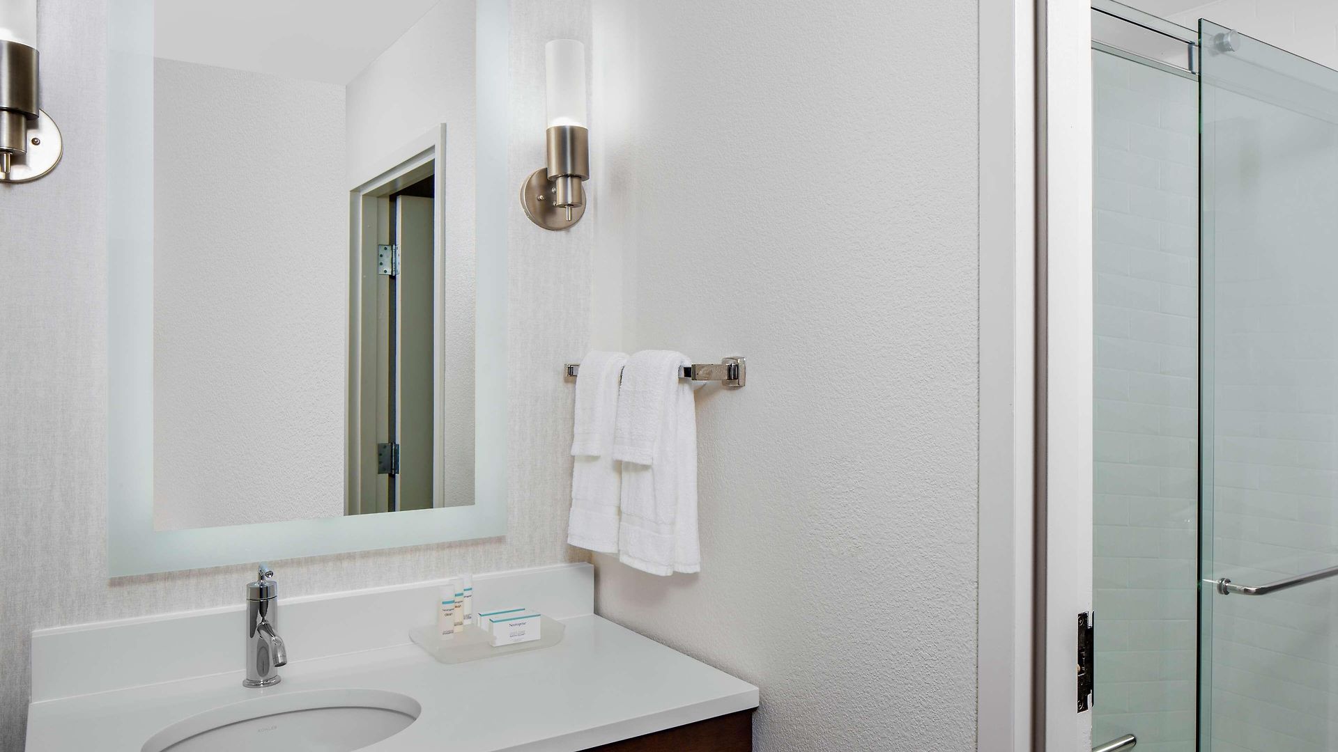 Hotel Homewood By Hilton Downtown 3*