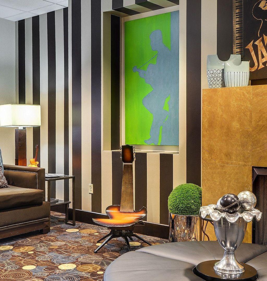 Hotel Hampton & At Opryland 3*