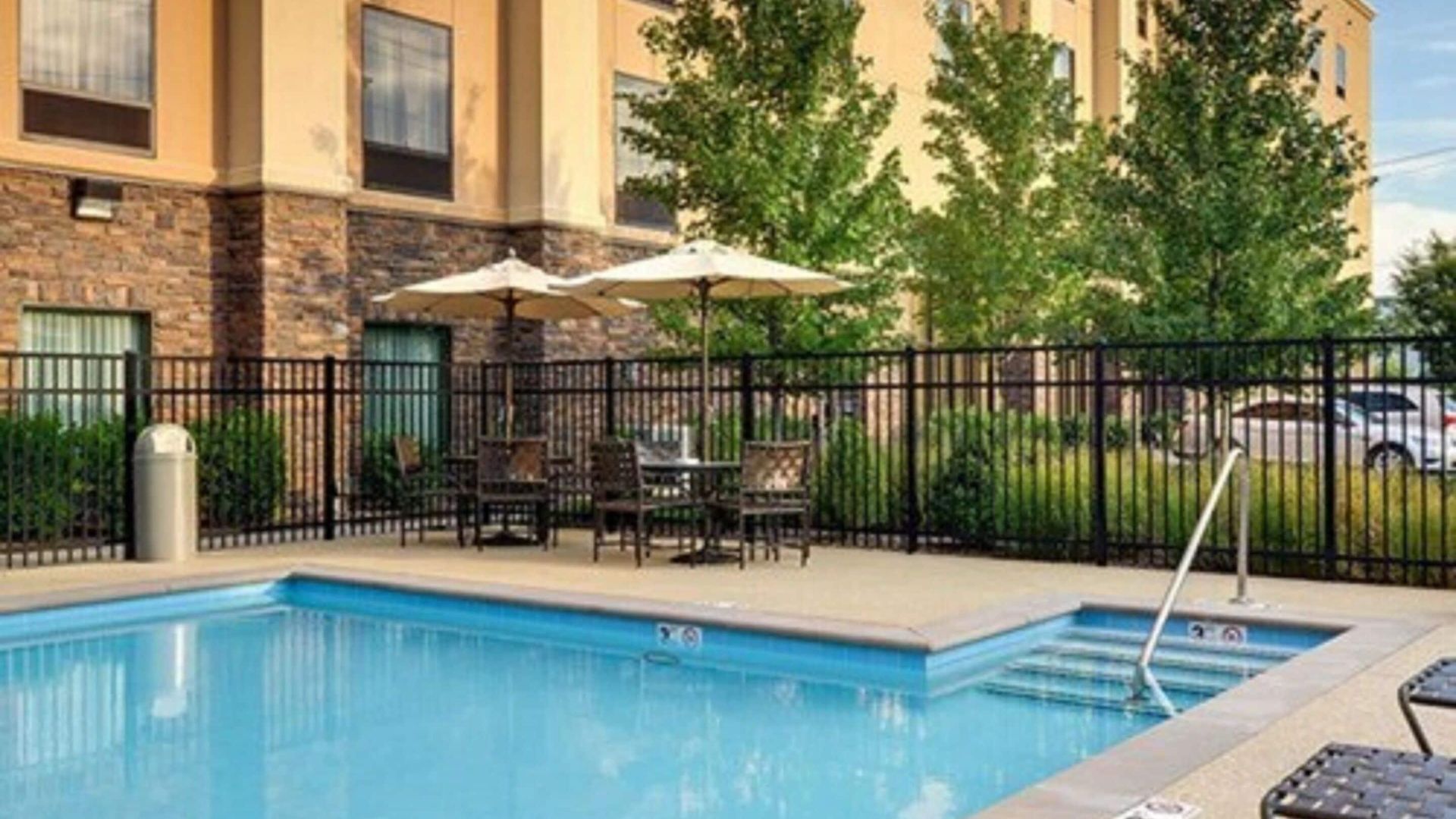 Hotel Hampton & At Opryland 3*