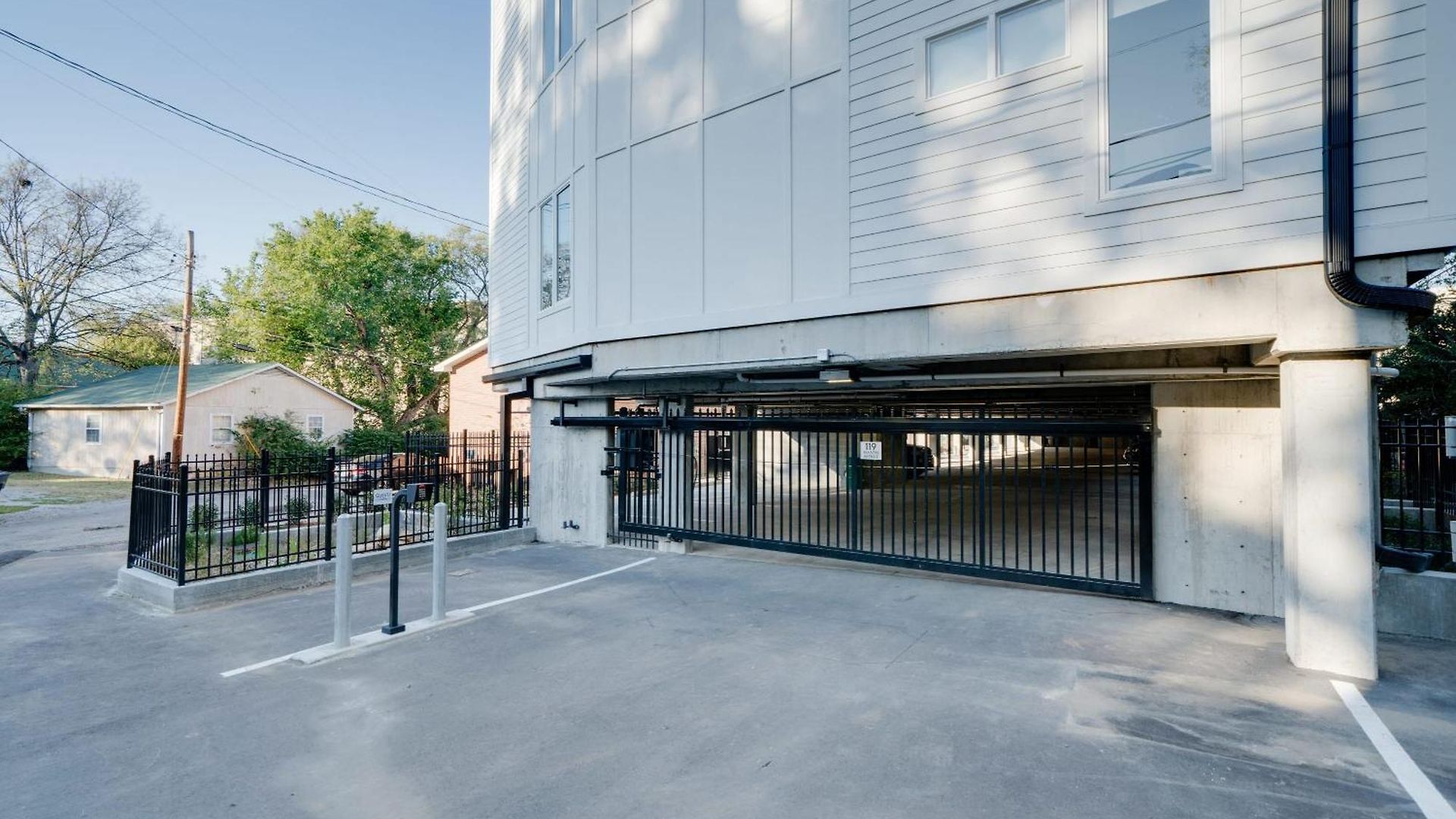 Holiday home Modern 2-bedroom In Nashville
