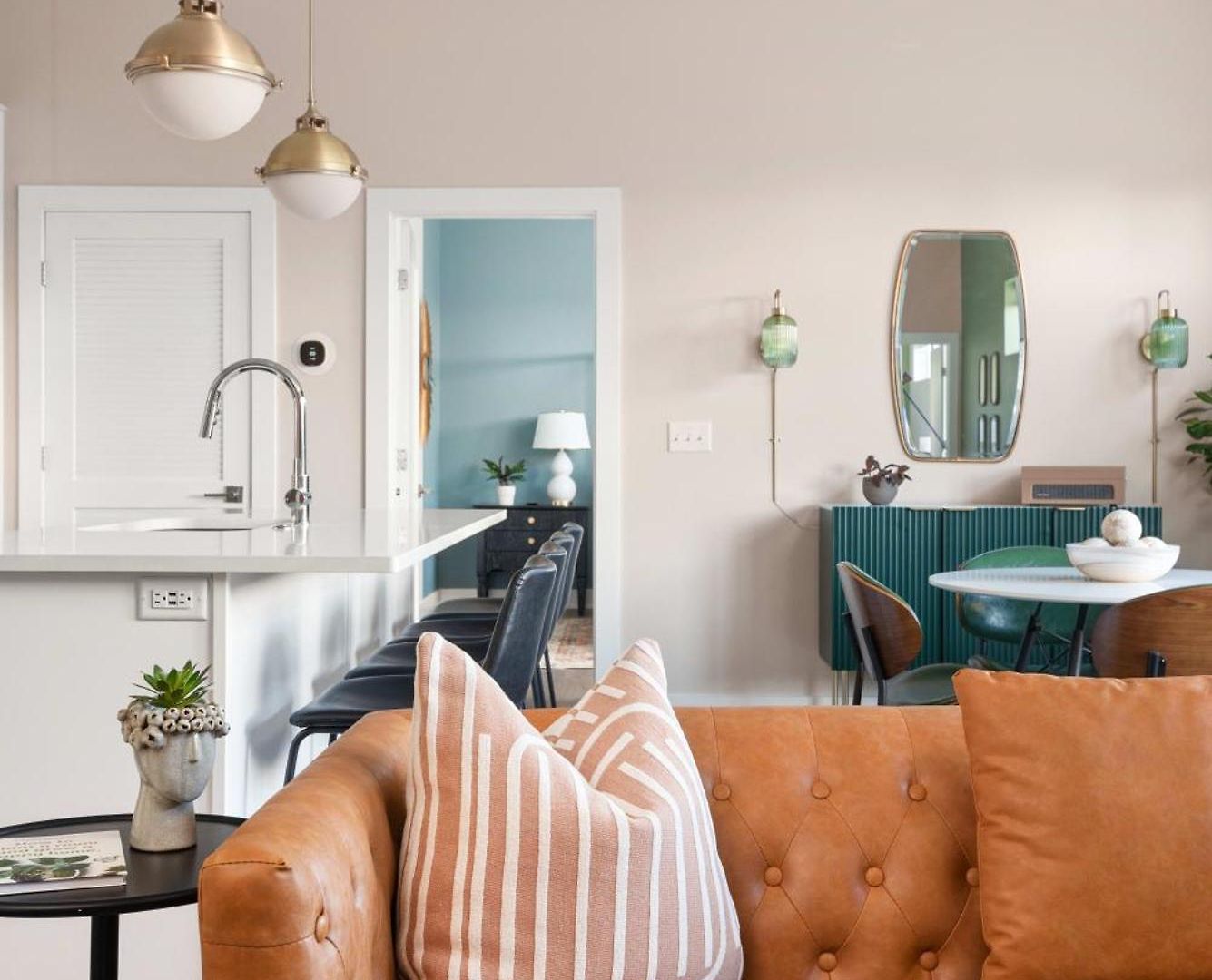 Modern 2-bedroom In Holiday home *