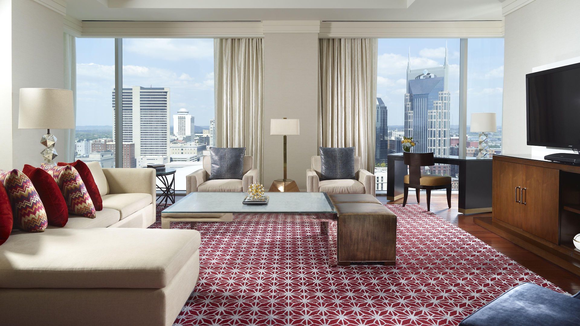 Hotel Omni