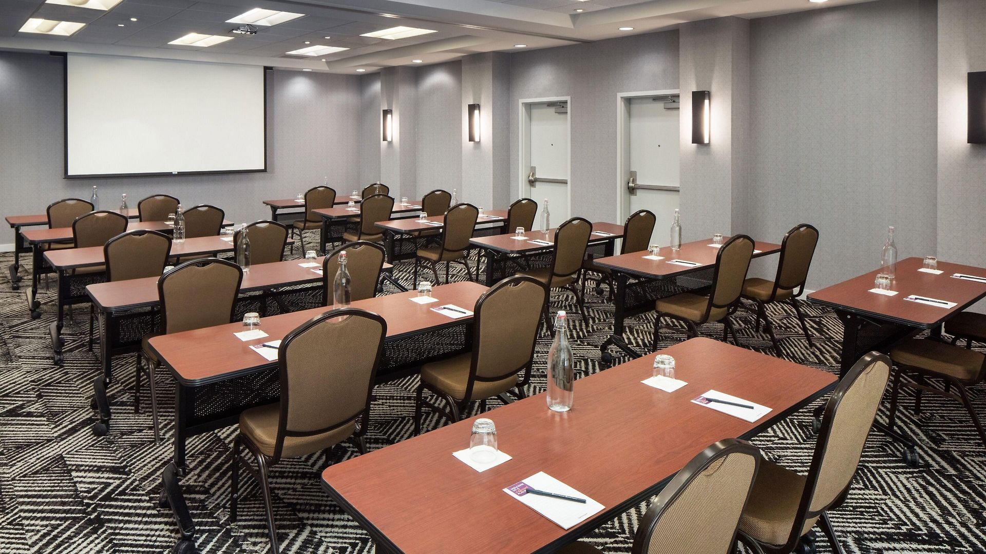 Hyatt Place Downtown 3*